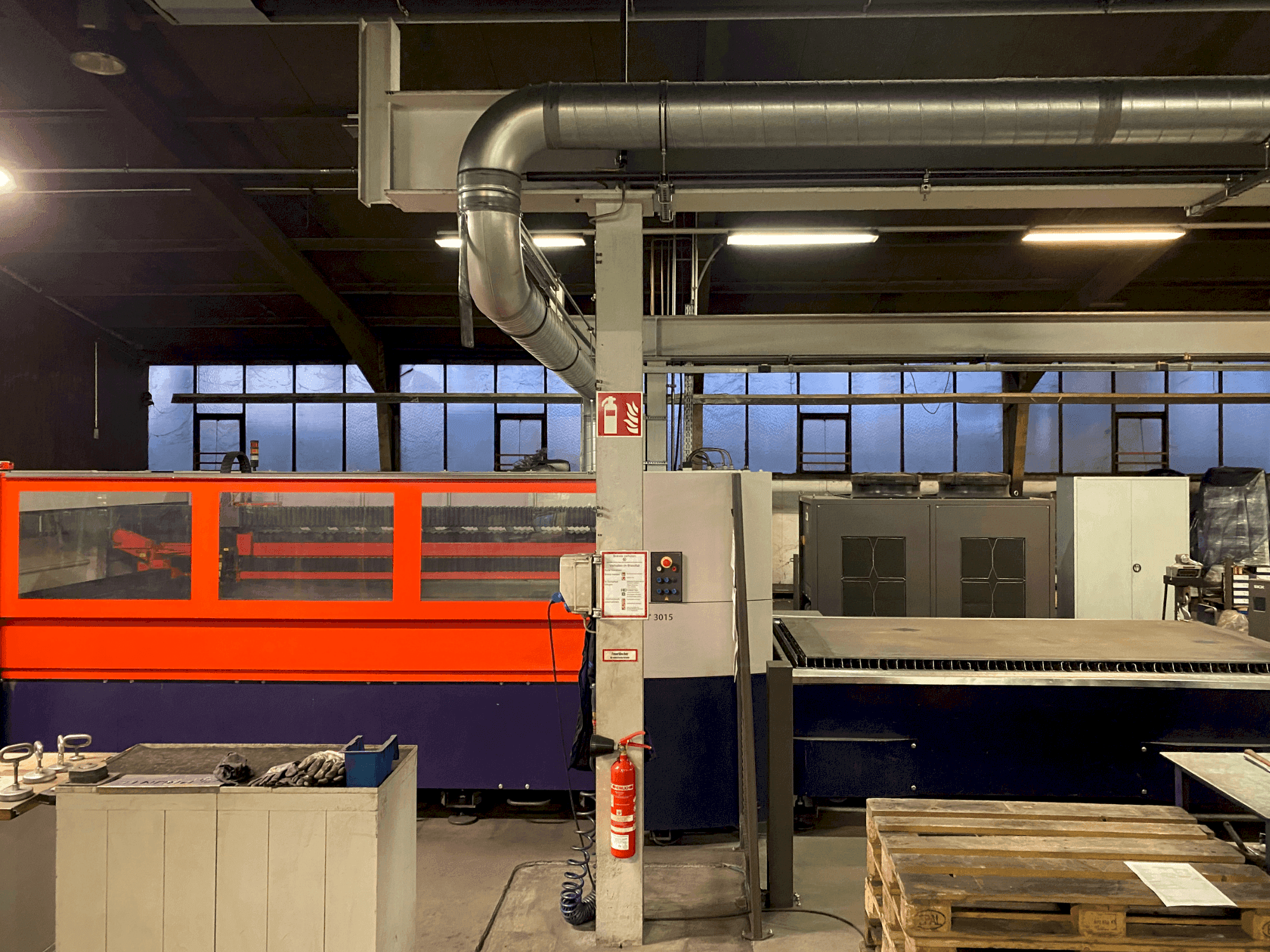 Front view of Bystronic Bystar 3015/4400  machine