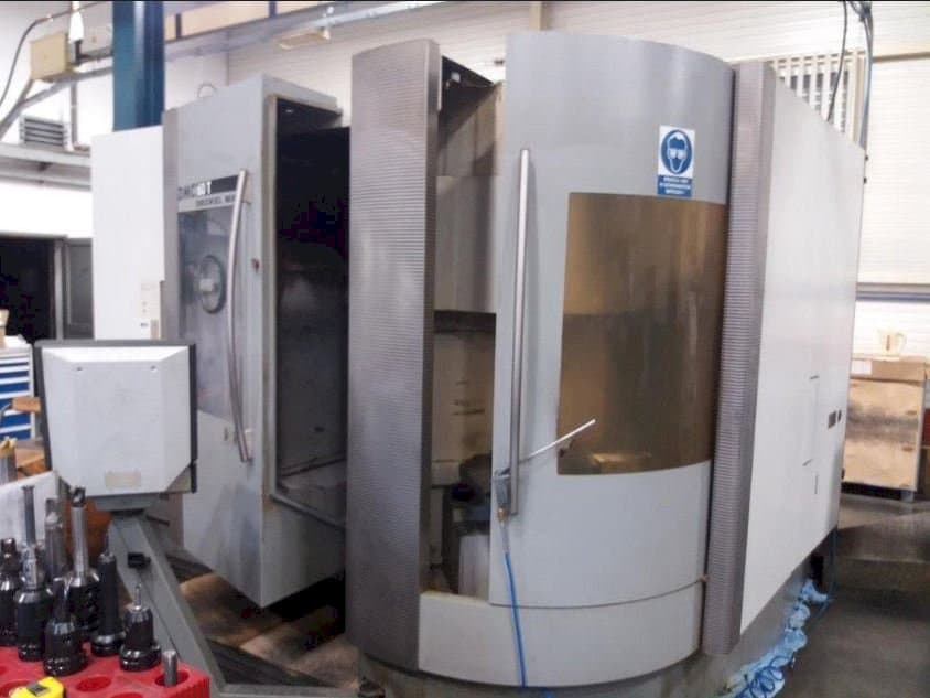 Front view of DECKEL MAHO DMC 60T  machine