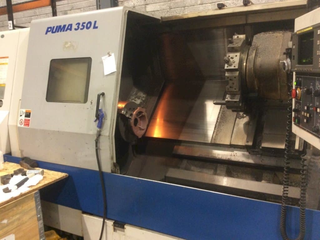 Front view of DAEWOO Puma 350LB  machine