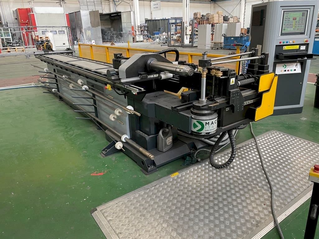 Front view of Macri Italia Provar 65 UD-6  machine