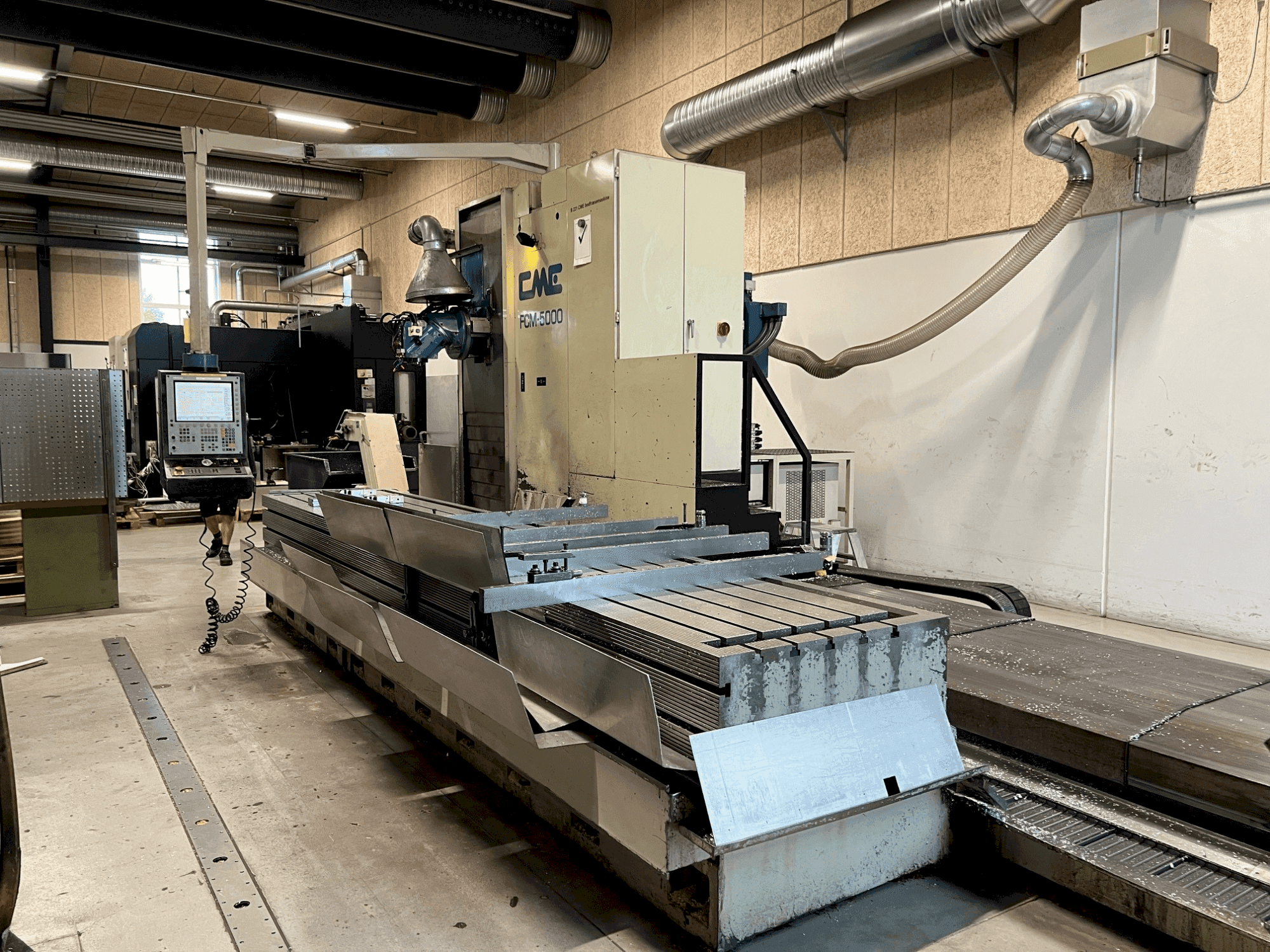 Front view of CME FCM 5000  machine