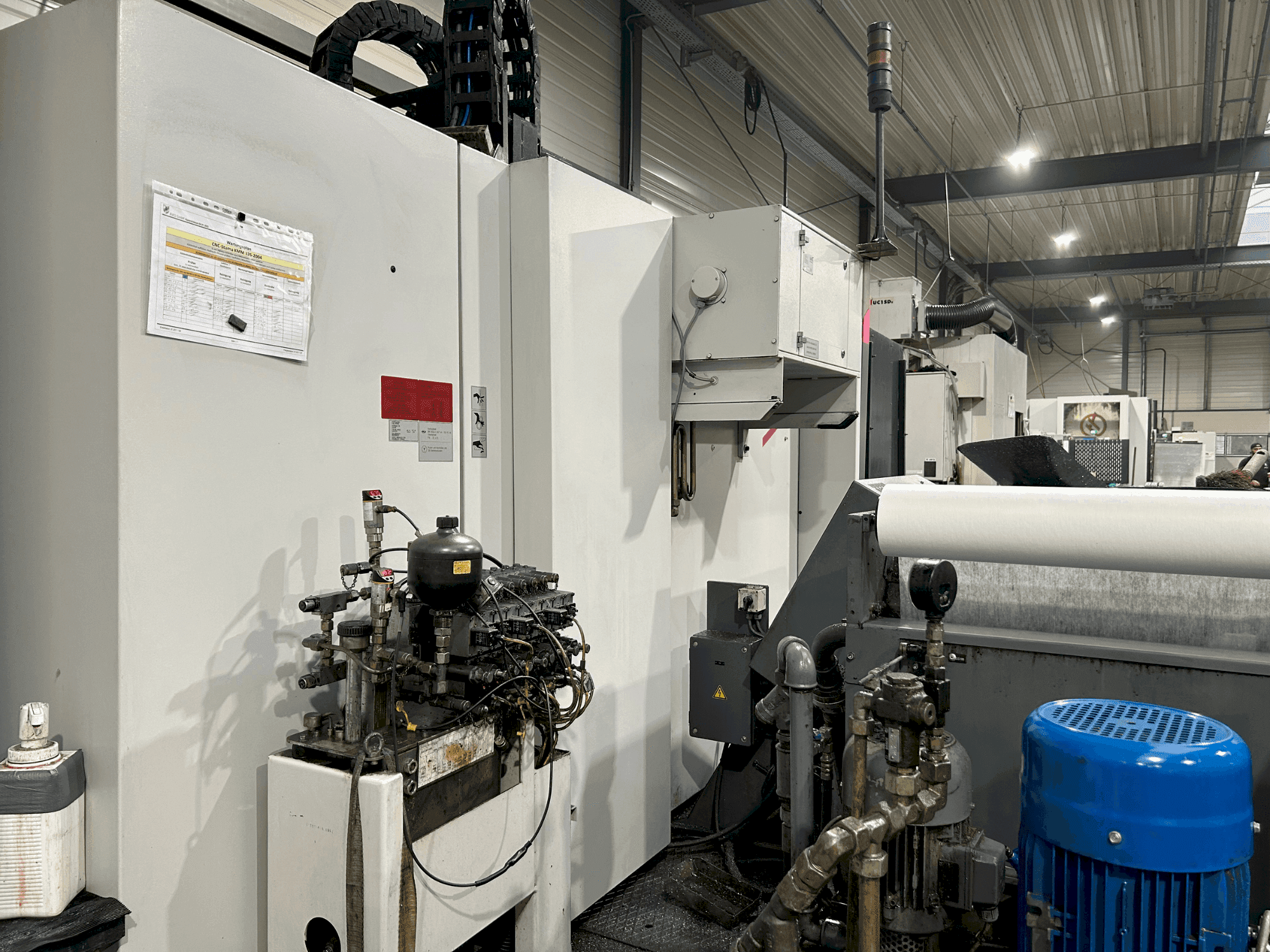 Front view of STAMA MC 326 TWIN  machine