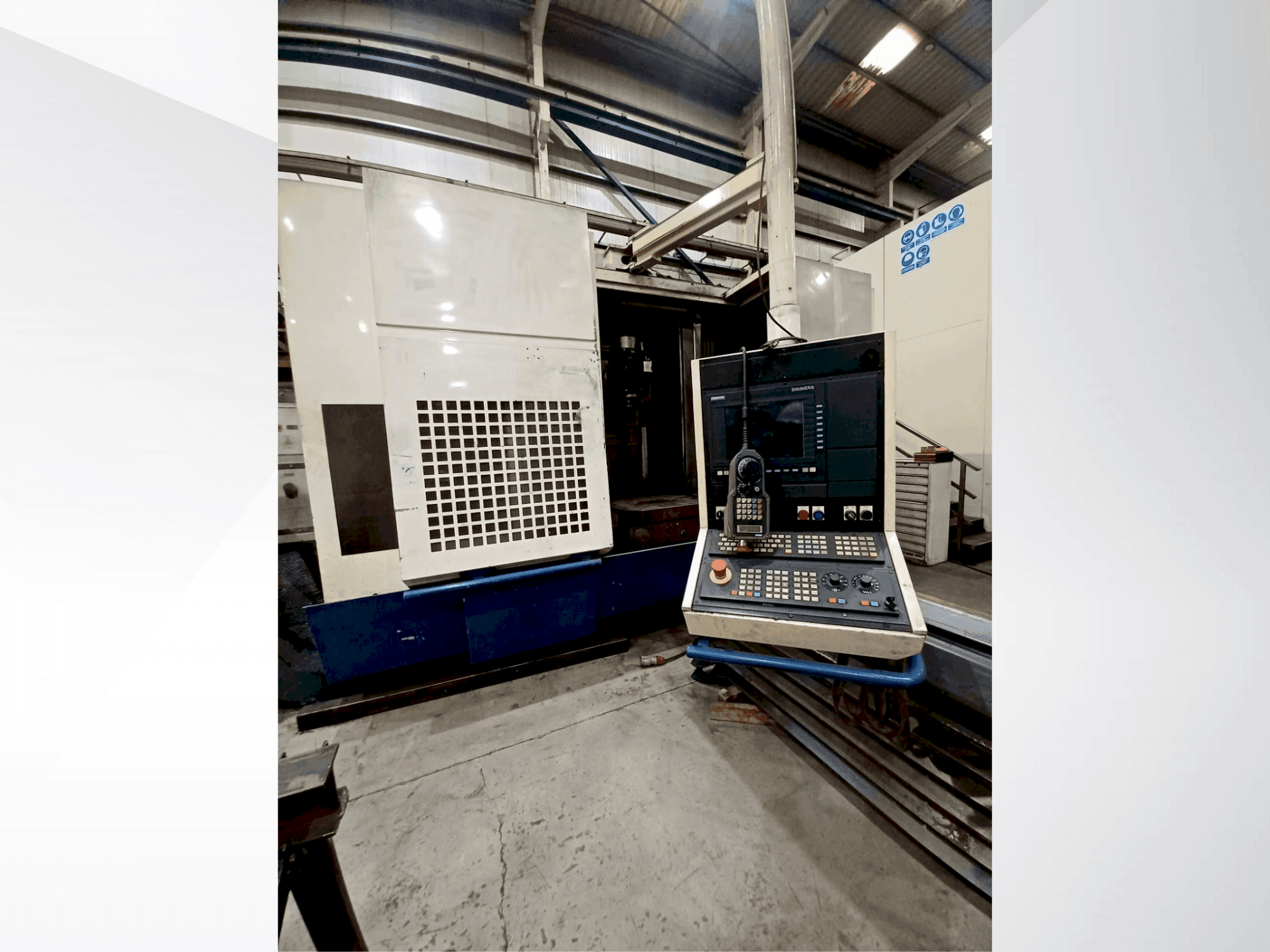 Front view of Huron EX-C  machine