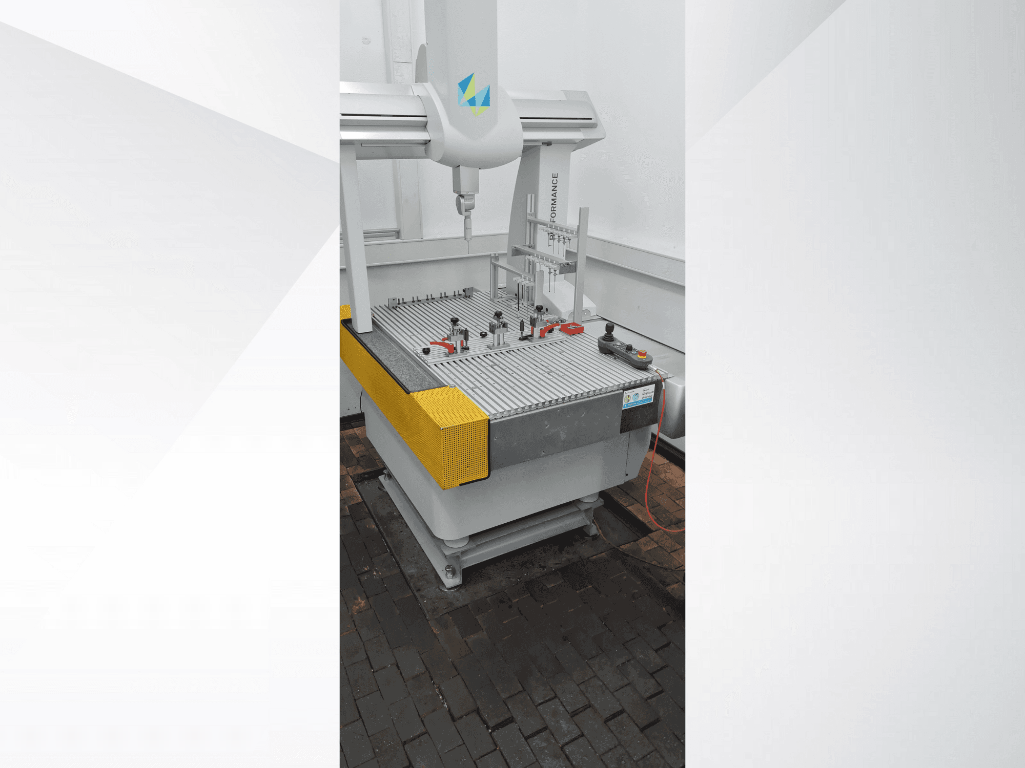 Front view of Hexagon Global 07.07.05  machine