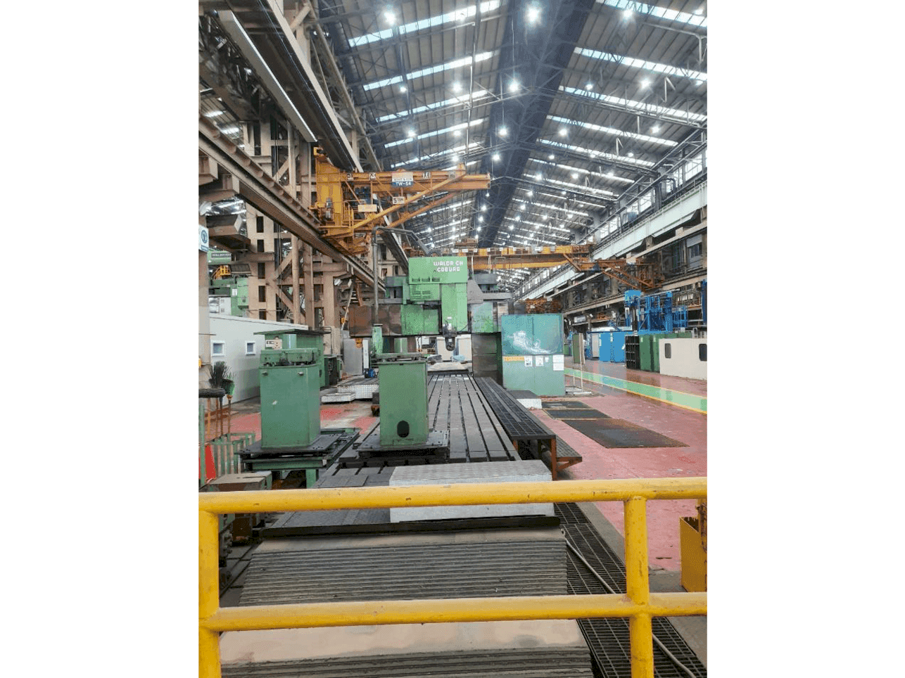 Front view of WALDRICH COBURG -  machine