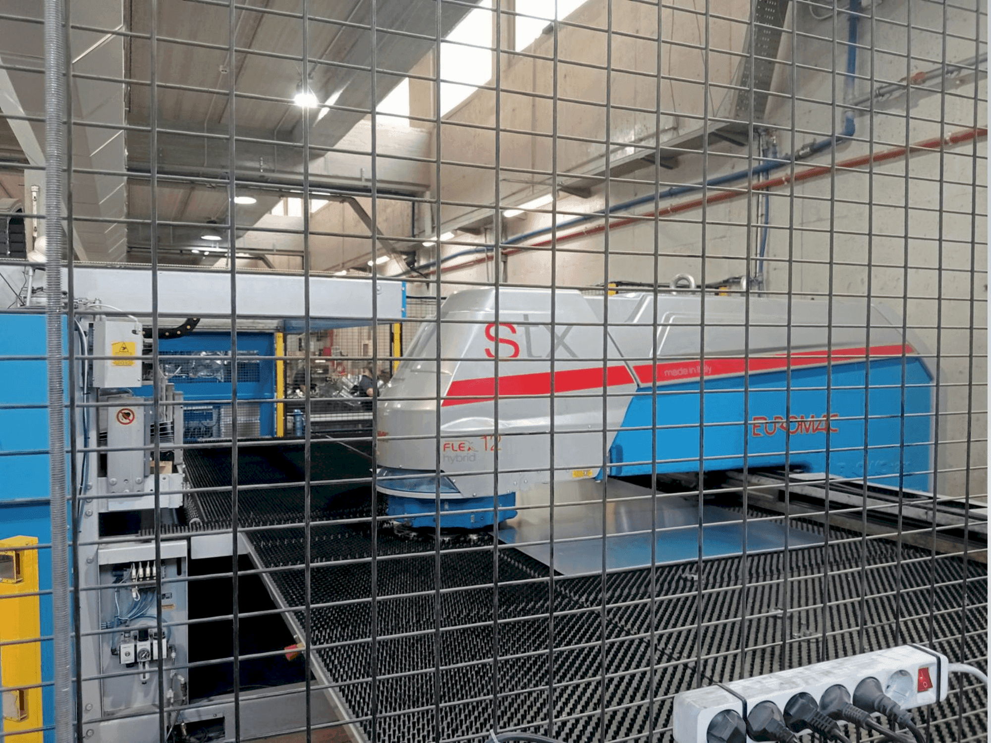 Front view of Euromac 1250 STX Flex 12 Hybrid  machine