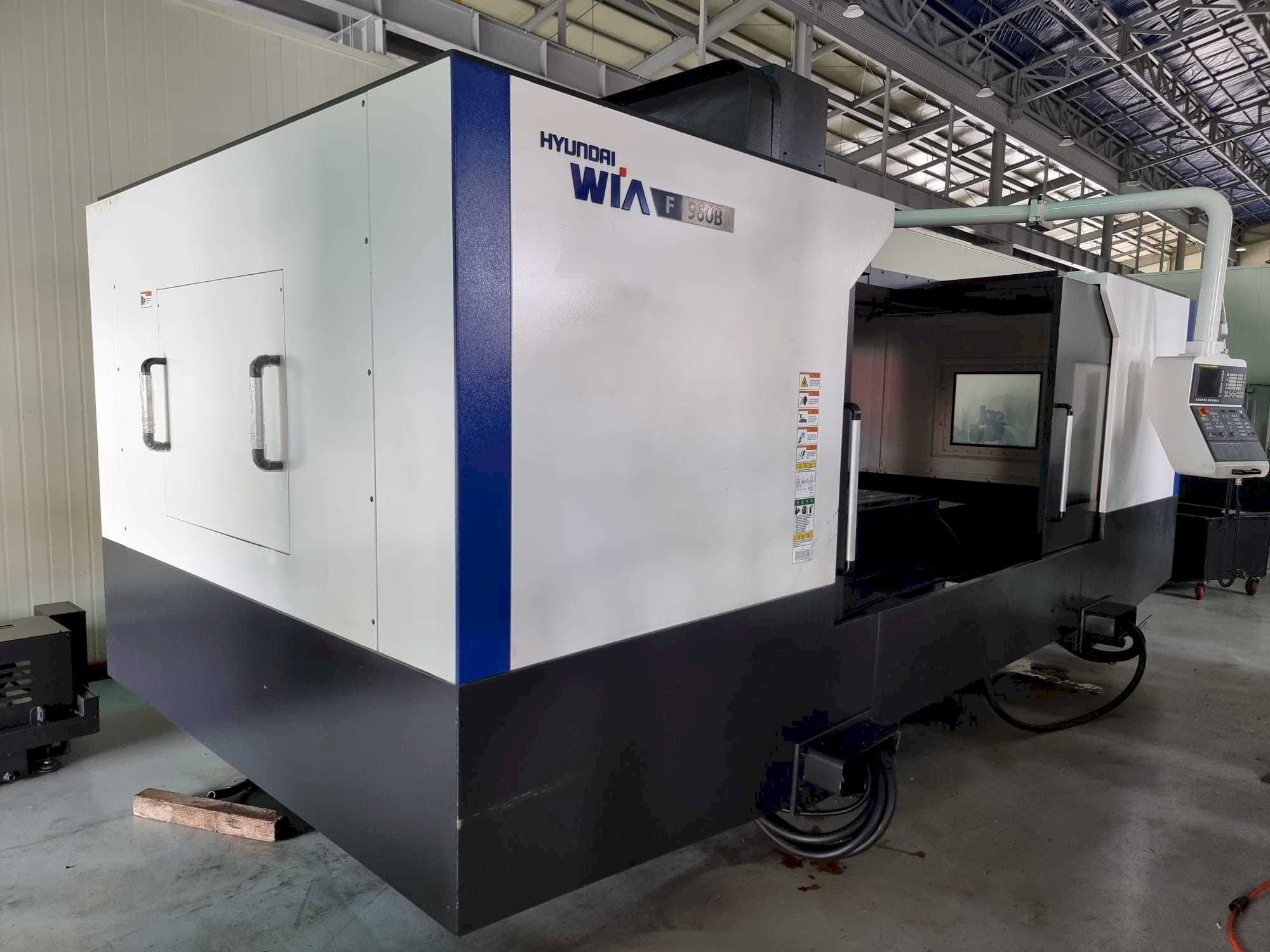 Front view of Hyundai Wia F960B  machine