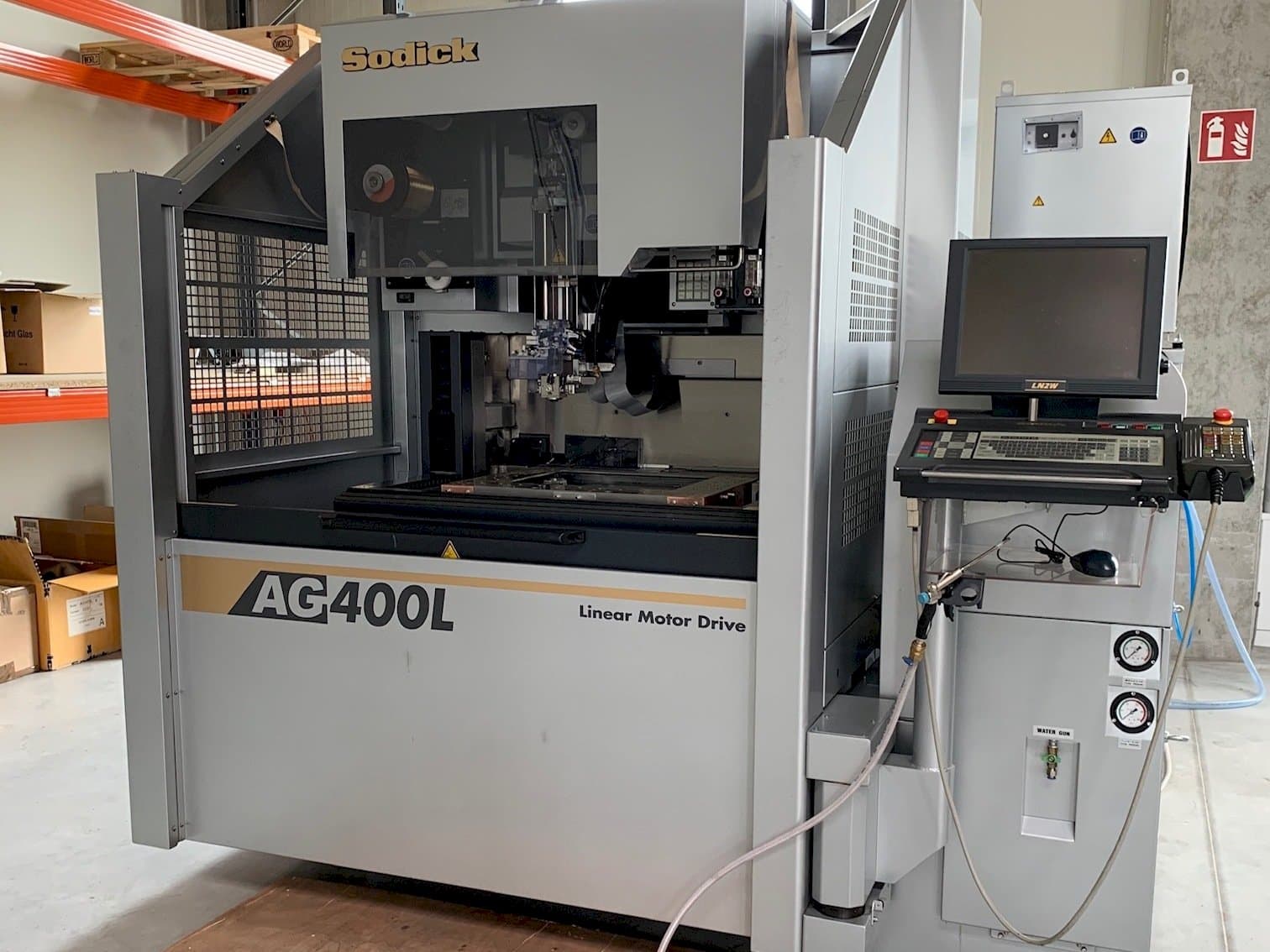 Front view of Sodick AG400L  machine