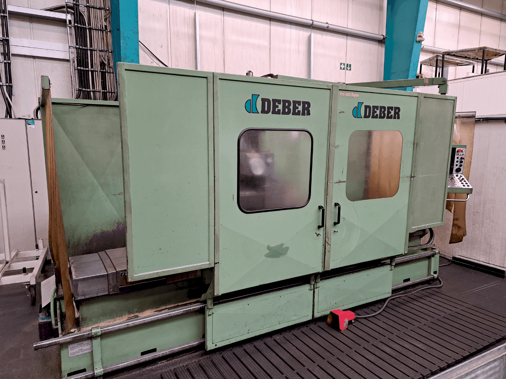 Front view of DEBER Dinamyc 2  machine