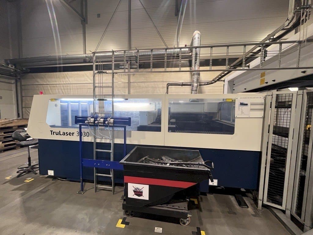 Front view of TRUMPF TruLaser 3030 L30  machine