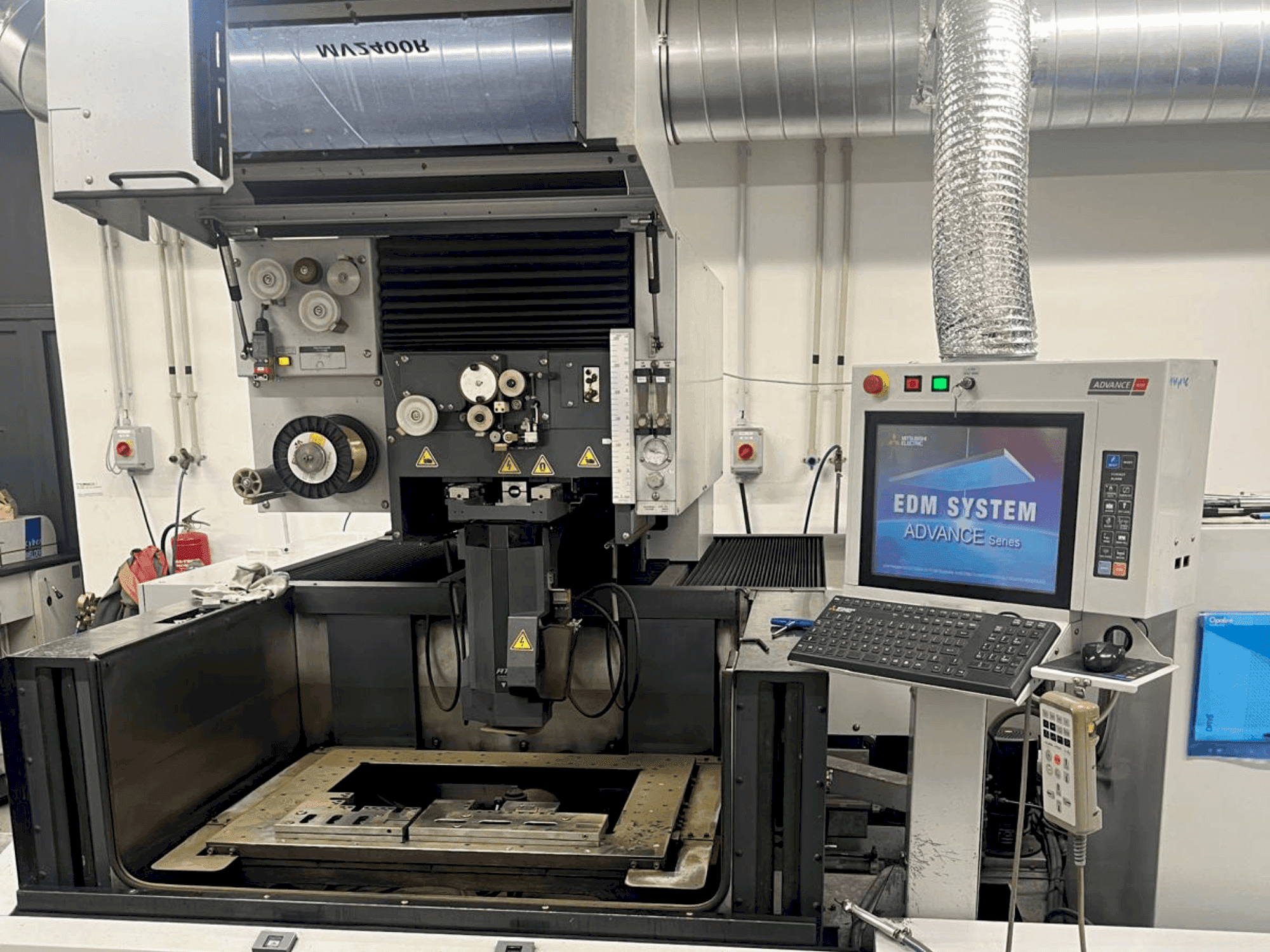 Front view of Mitsubishi MV2400 R  machine