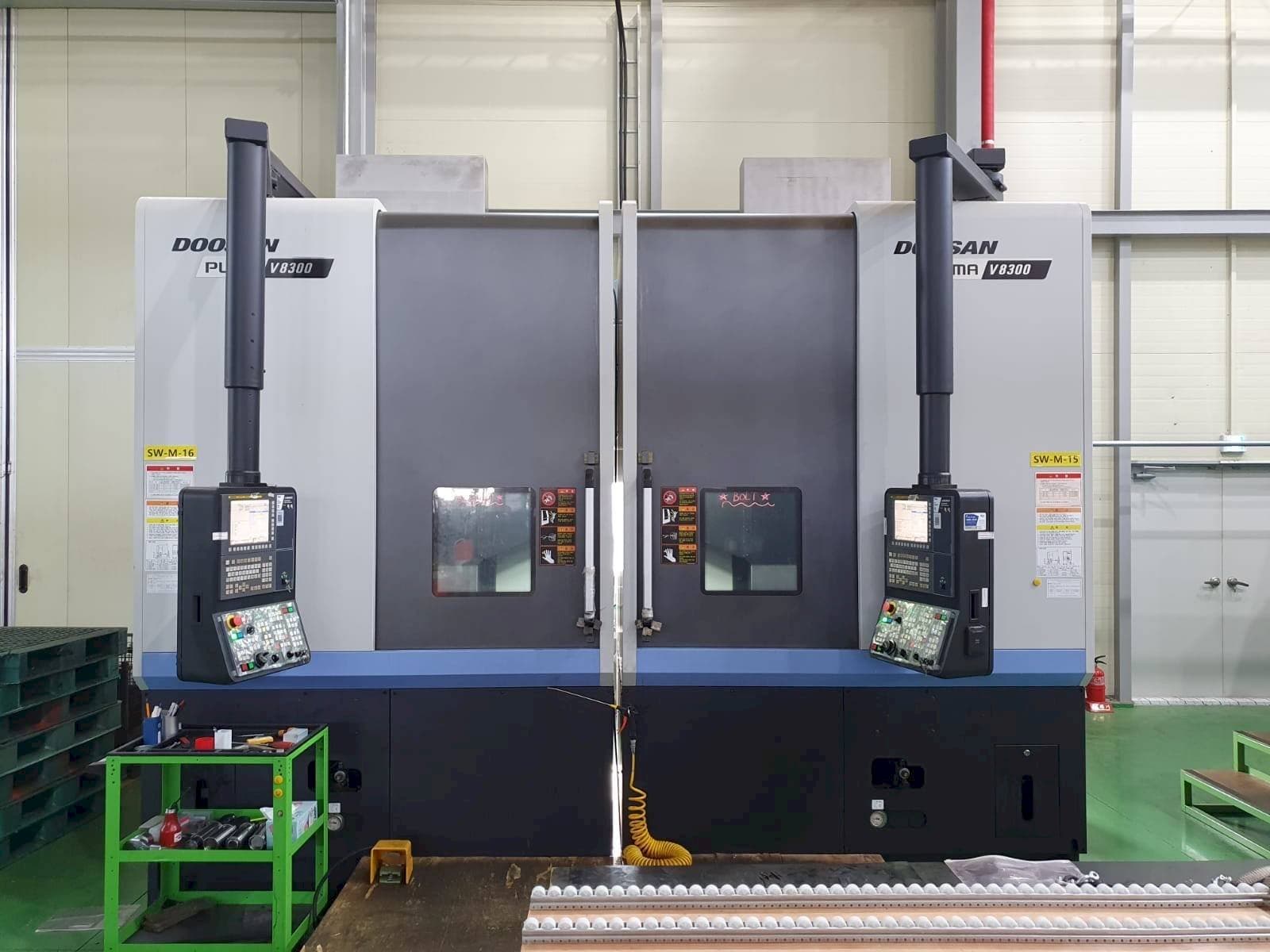 Front view of Doosan V8300R  machine