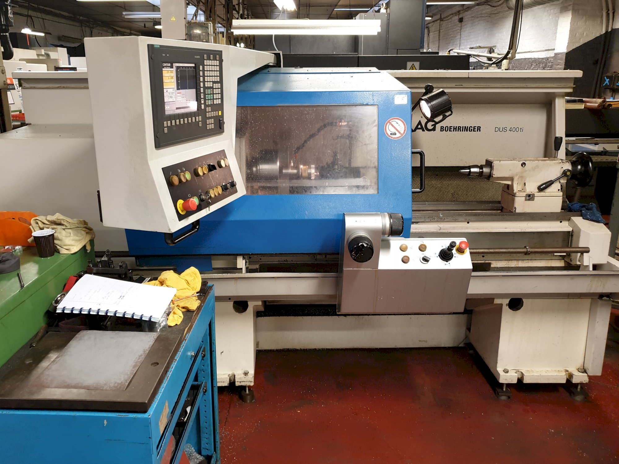 Front view of BOEHRINGER DUS 400 ti Machine