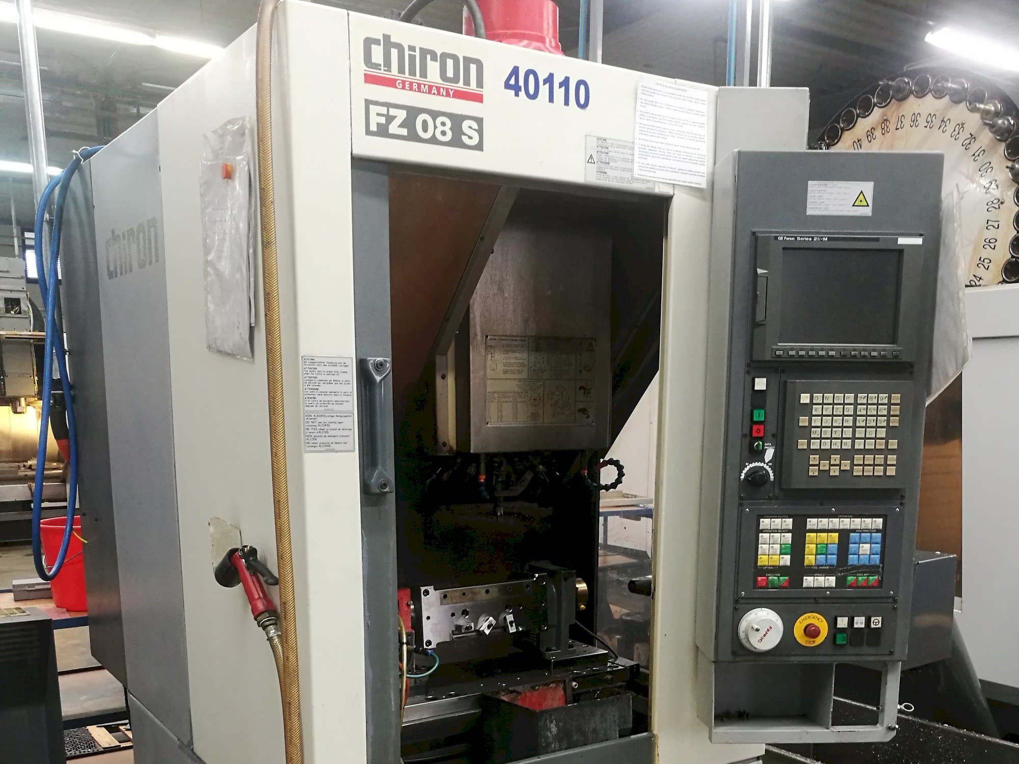 Front view of CHIRON FZ08S  machine