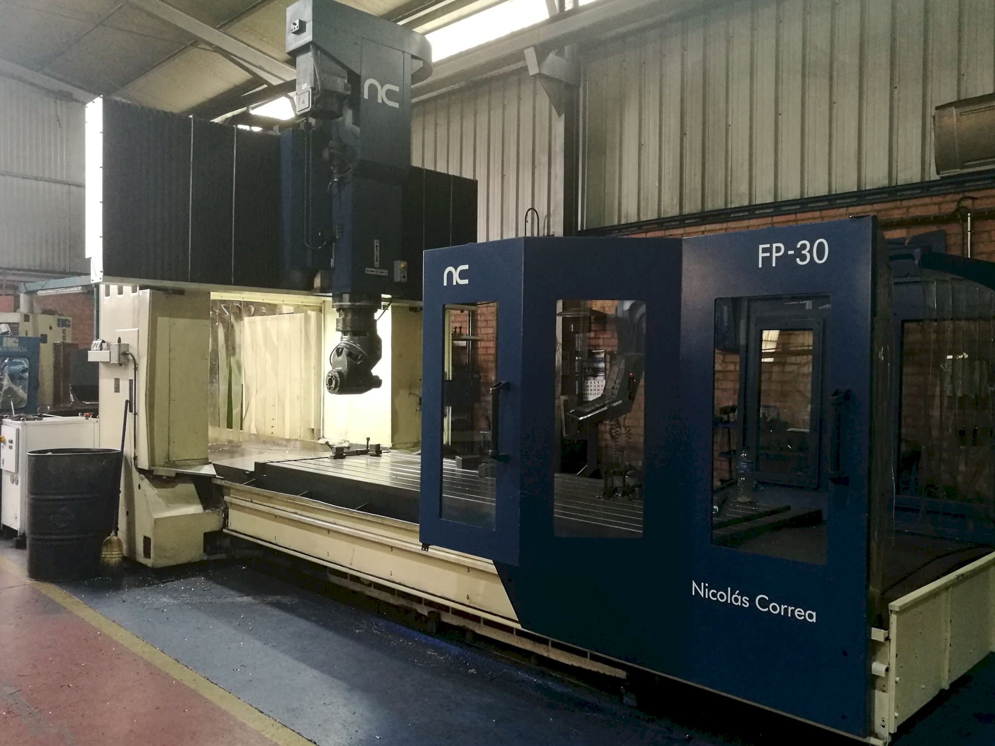 Right view of Correa FP 30/35 Machine