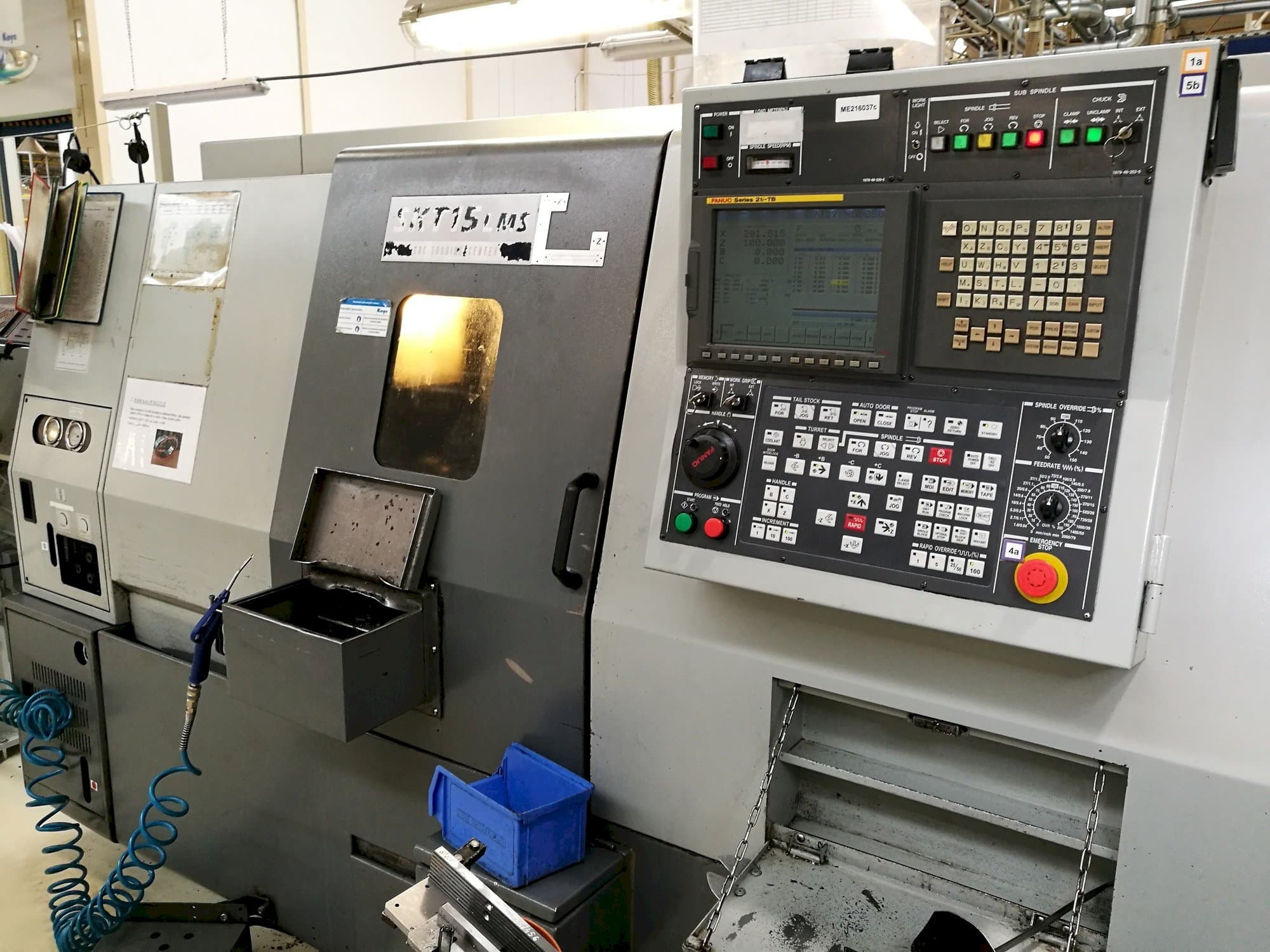 Front view of Hyundai Kia SKT 15 LMS  machine