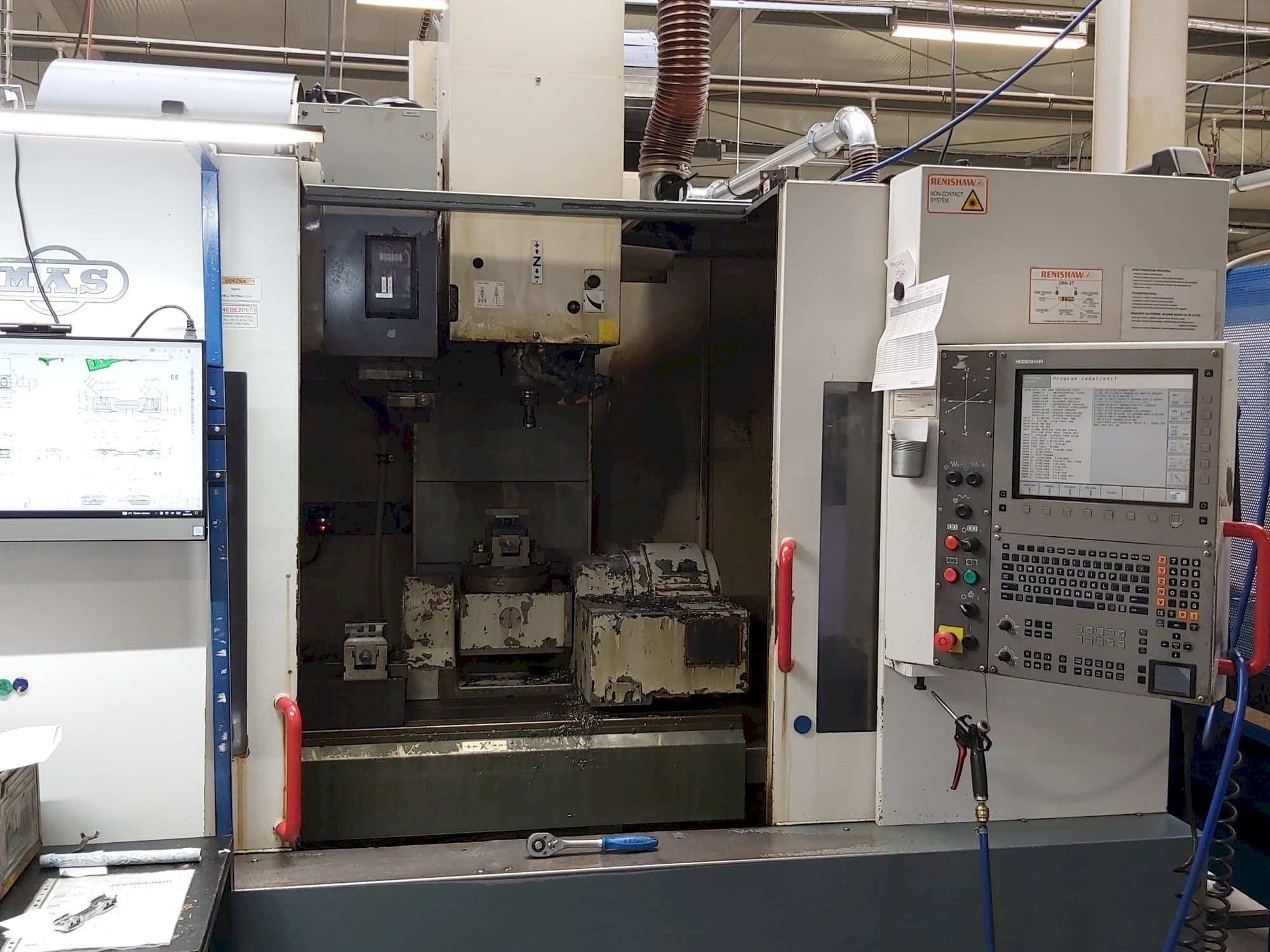 Front view of KOVOSVIT MAS MCV 1016 Quick  machine