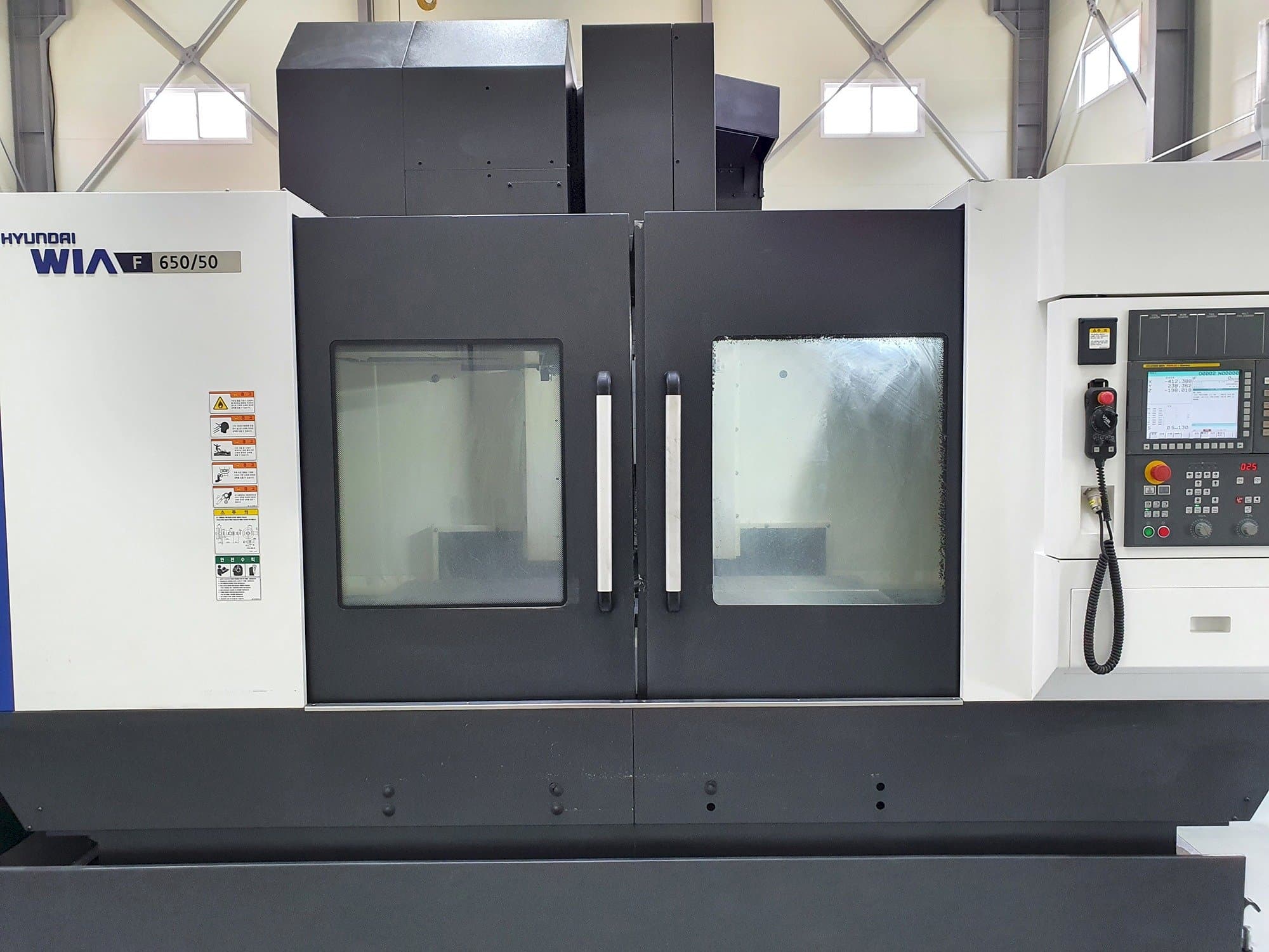 Front view of Hyundai Wia F650/50  machine