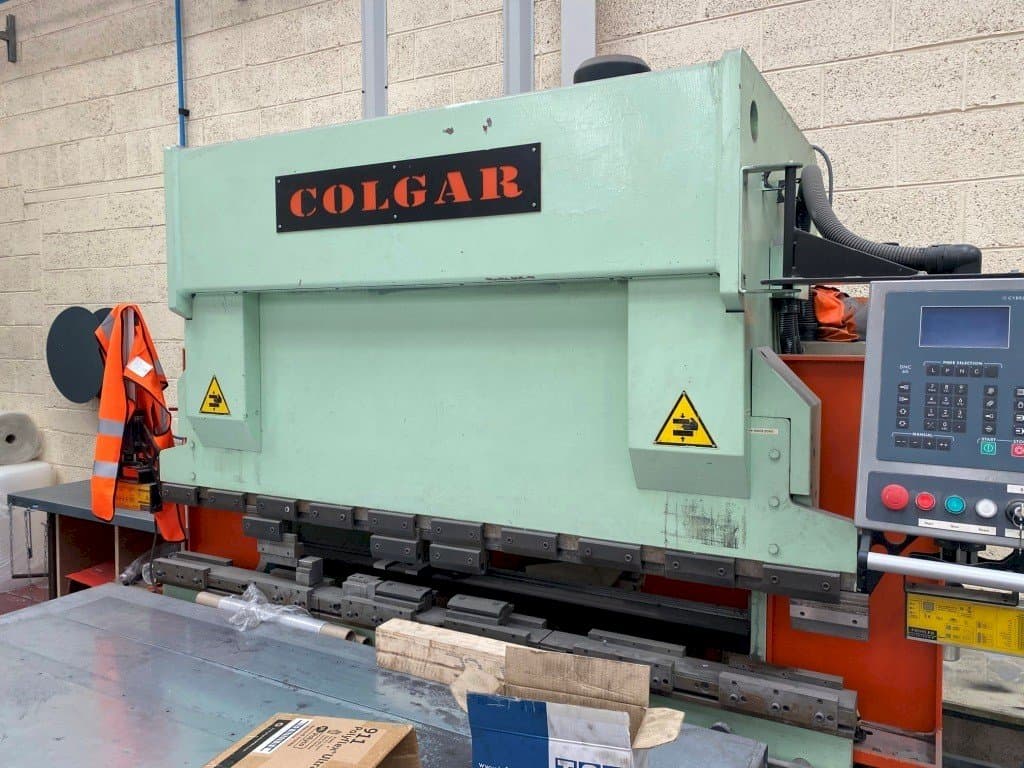 Front view of Colgar PI 316/21  machine