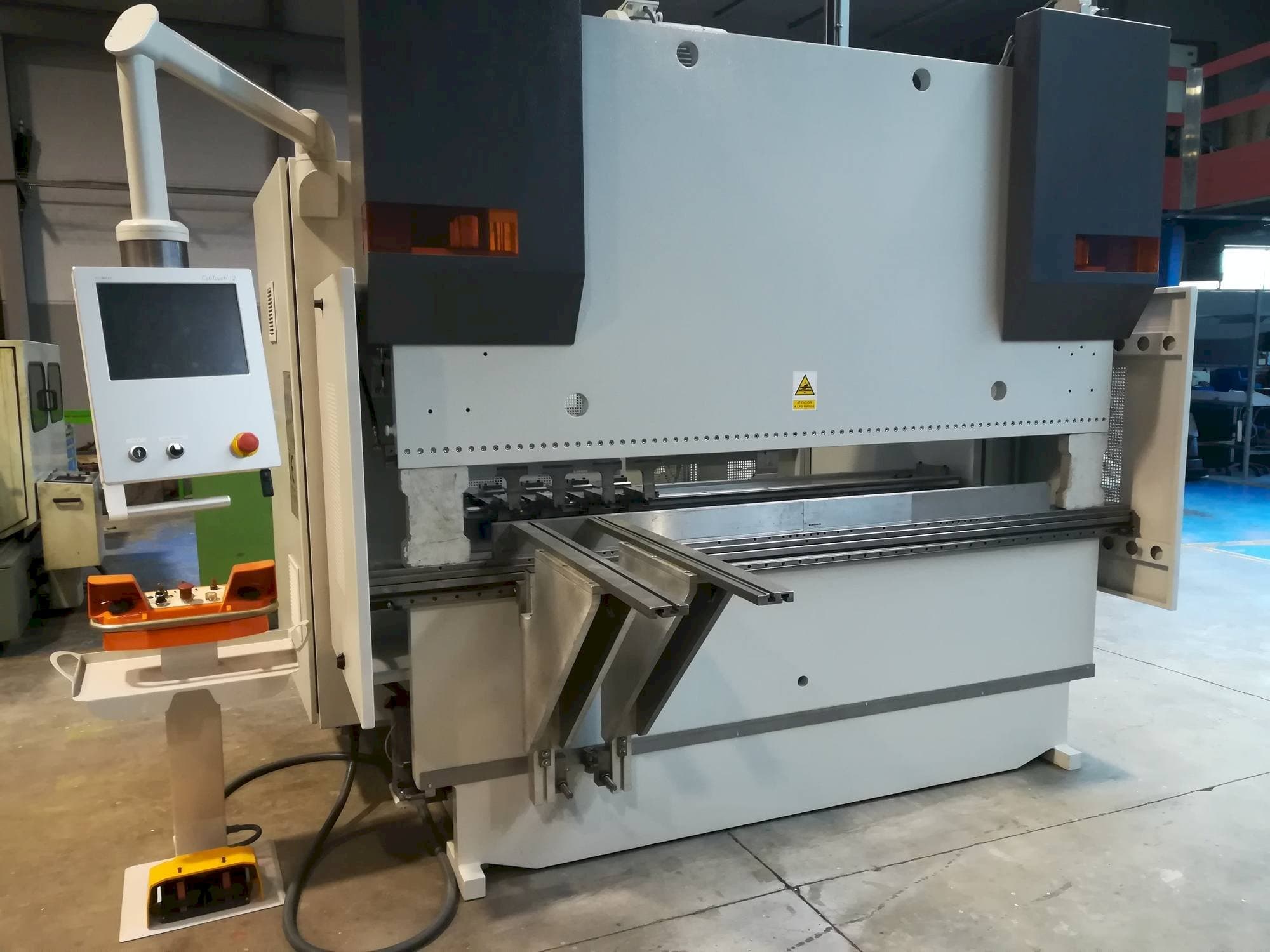 Front view of LVD LVD PPEB 80/25 CAD-CNC  machine