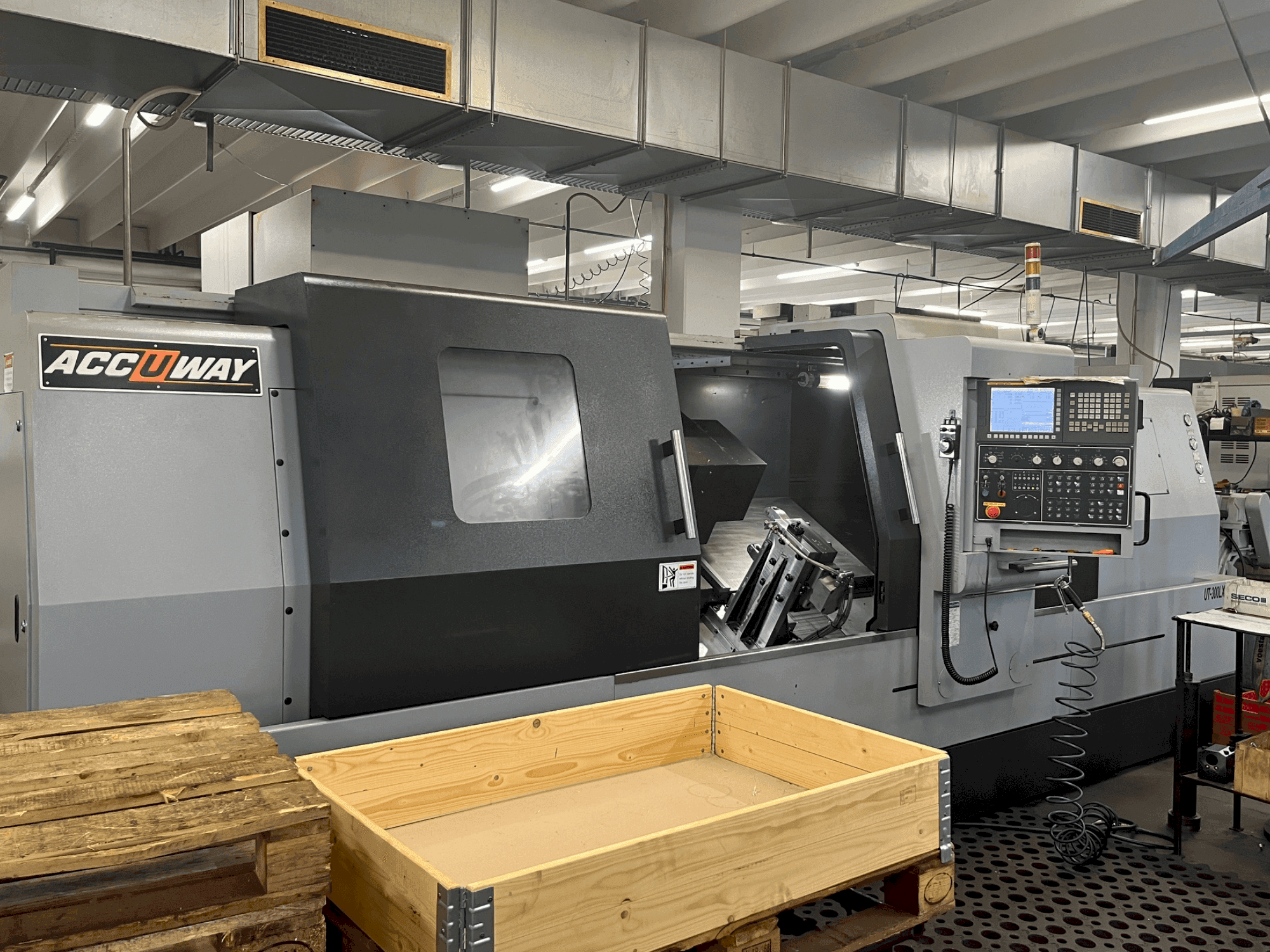 Front view of ACCUWAY UT-300LX2M  machine