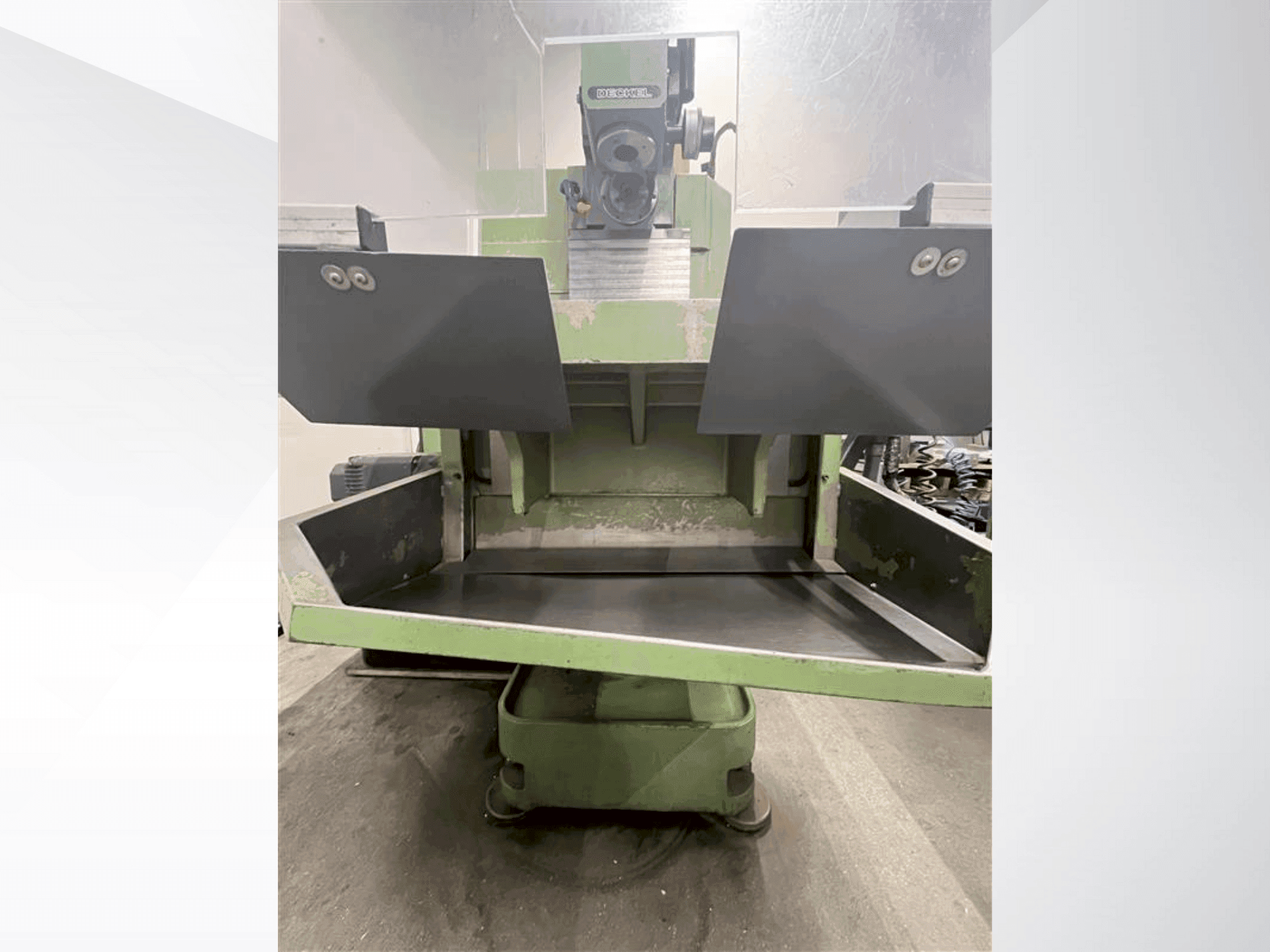 Front view of DECKEL FP2A  machine