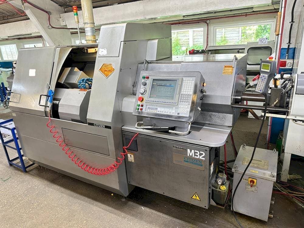 Front view of Citizen M32V  machine