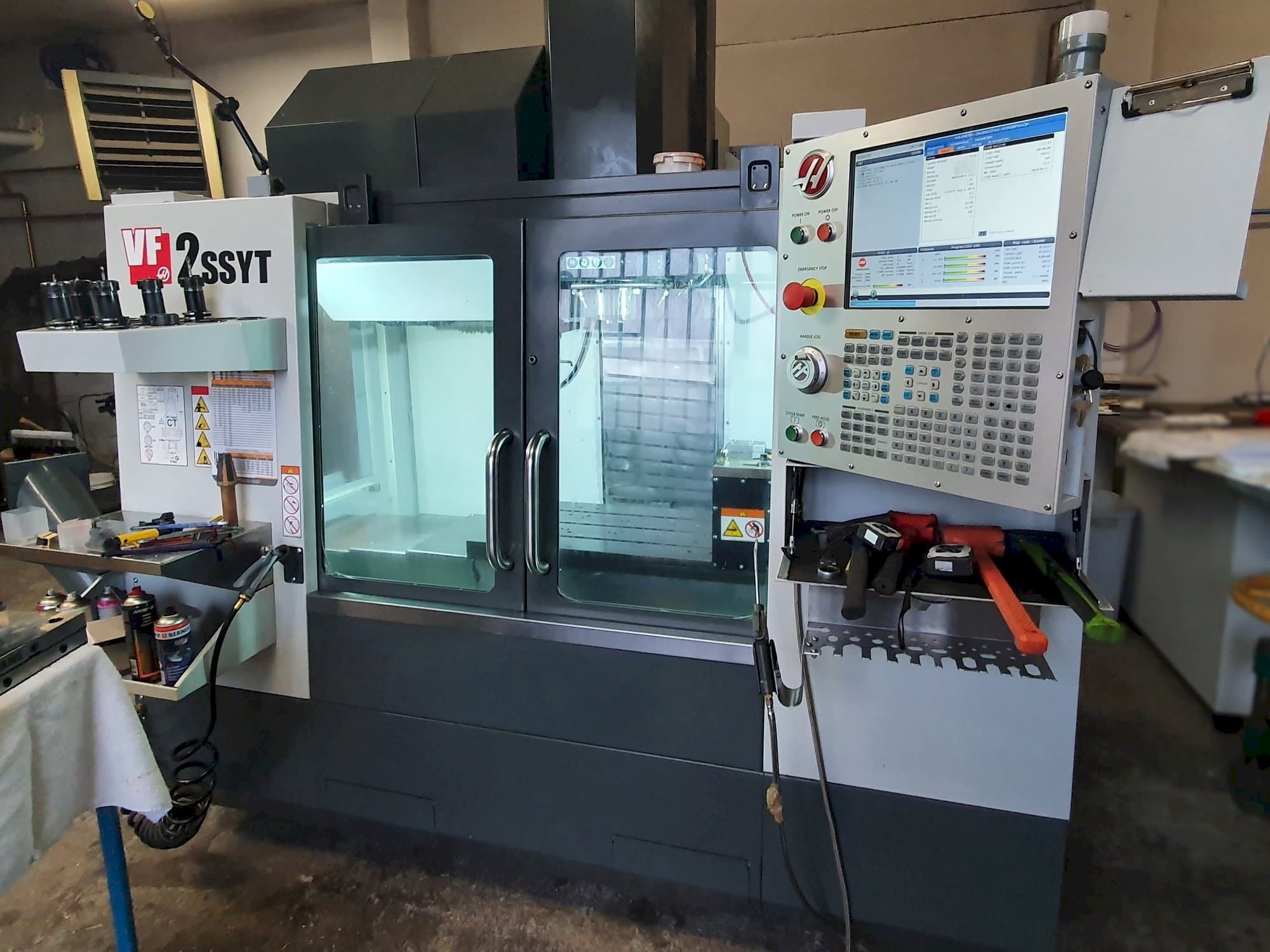 Front view of HAAS VF-2SSYT  machine