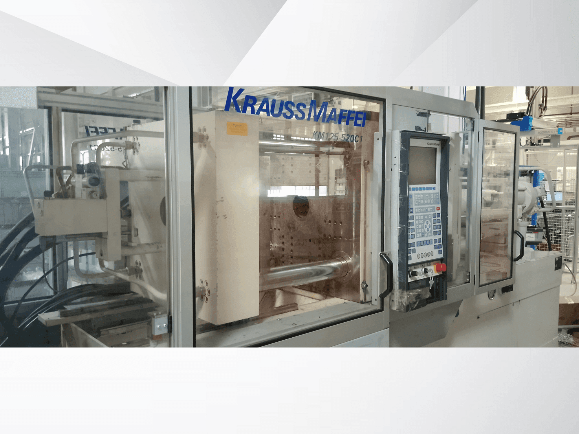 Front view of Krauss Maffei 125-520 C1  machine