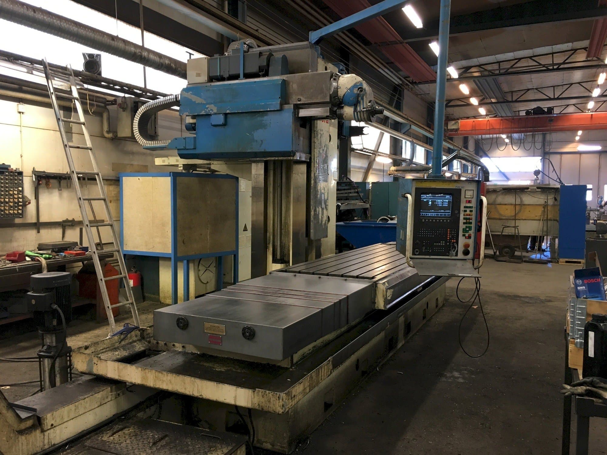 Front view of Soraluce TR 35  machine