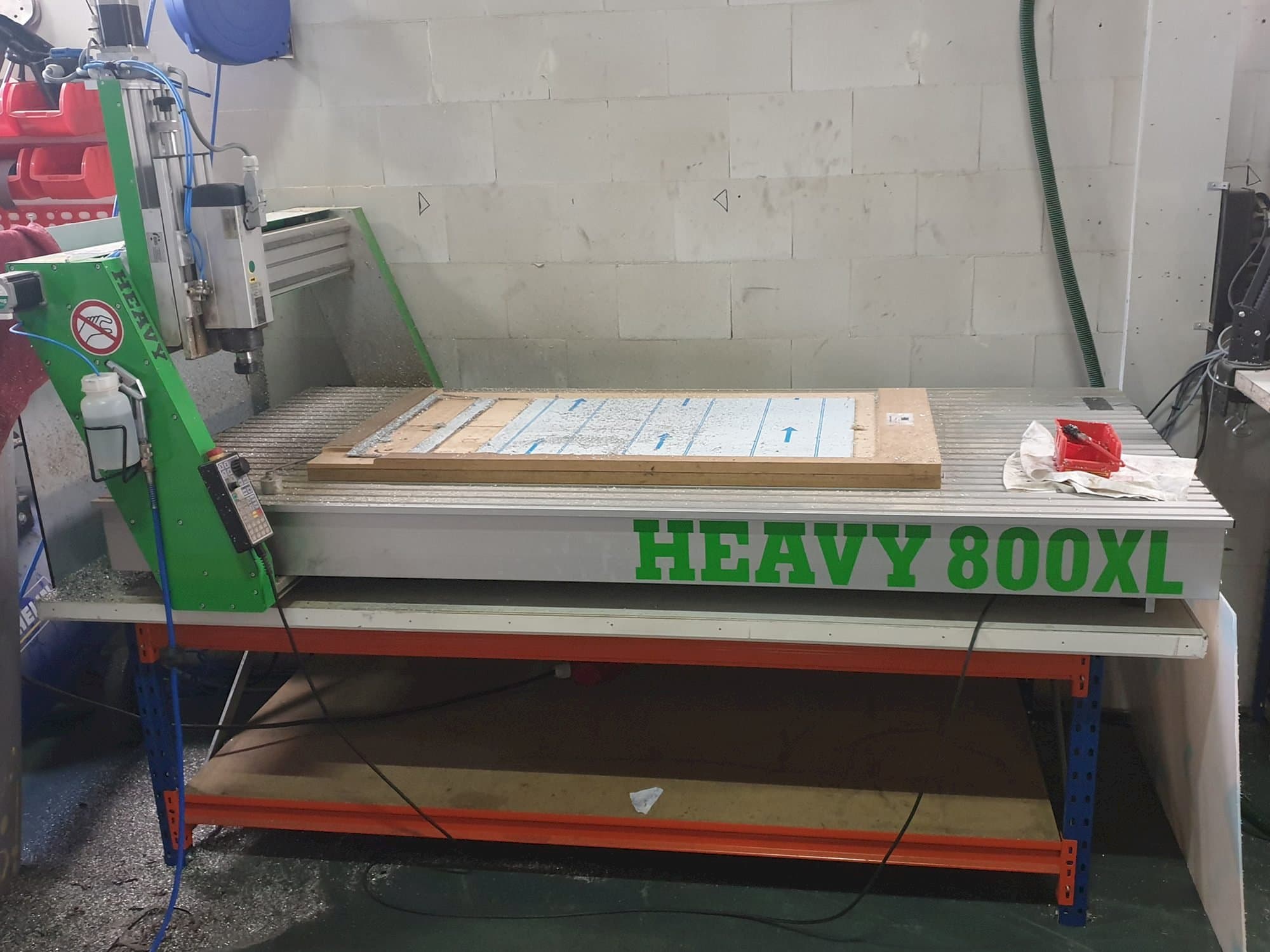 Front view of EAS HEAVY 800 XL Machine