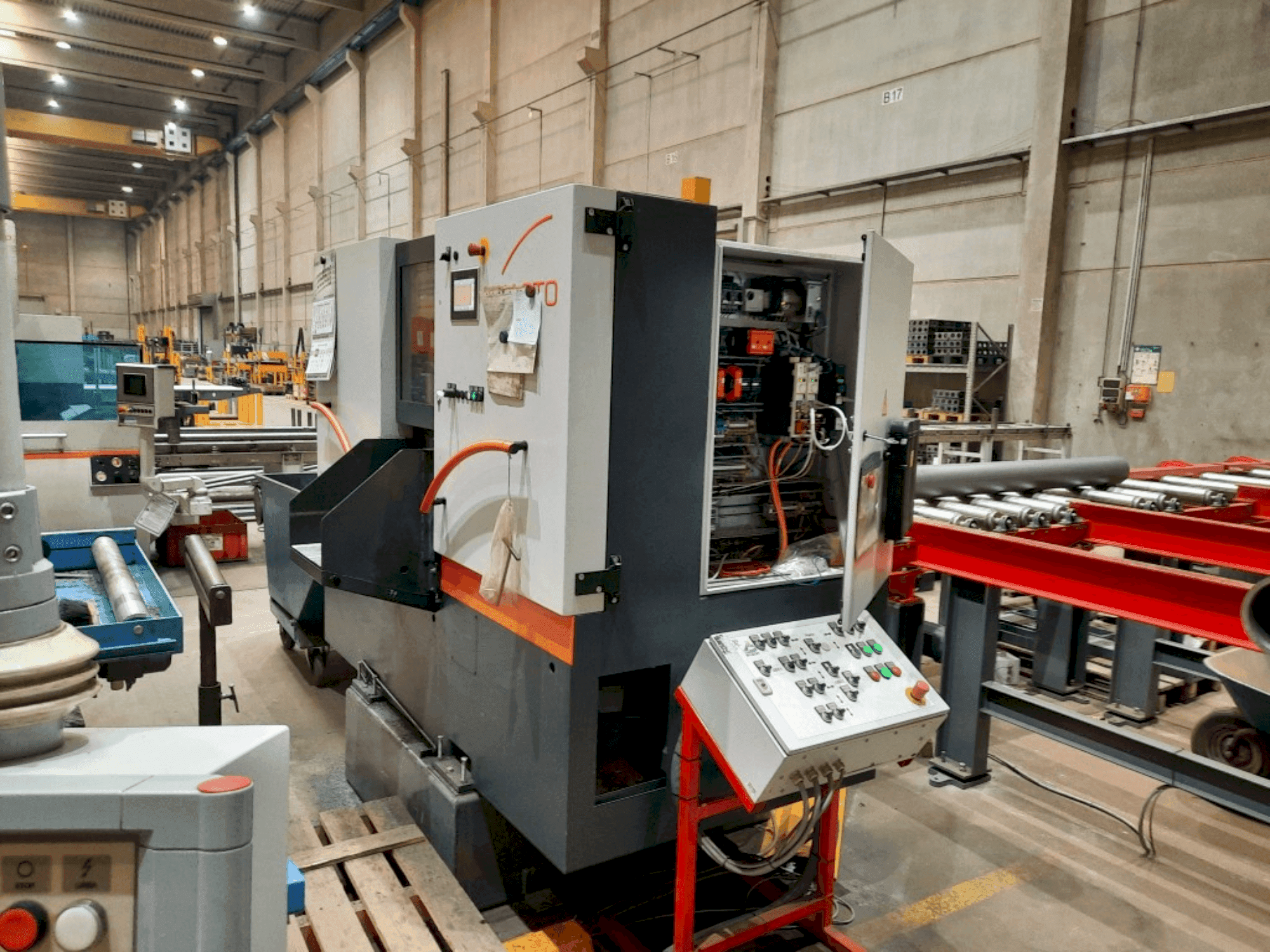 Front view of KASTO WIN A3.3  machine