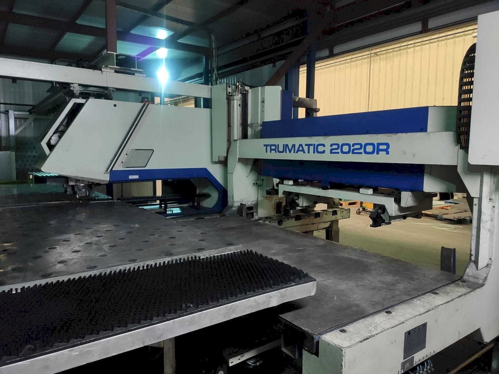 Front view of Trumpf Trumatic 2020R  machine