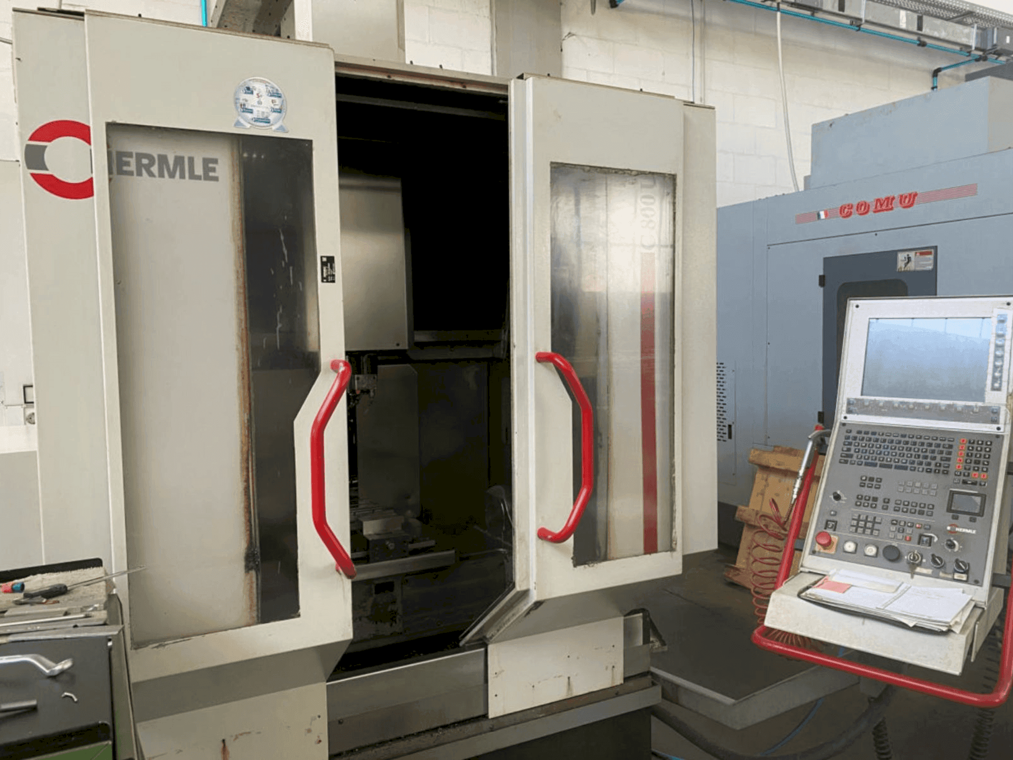 Front view of HERMLE C 800 U  machine