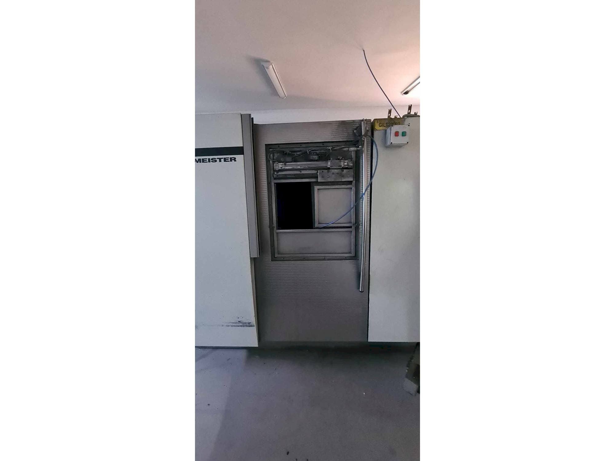 Front view of Gildemeister TWIN 32  machine