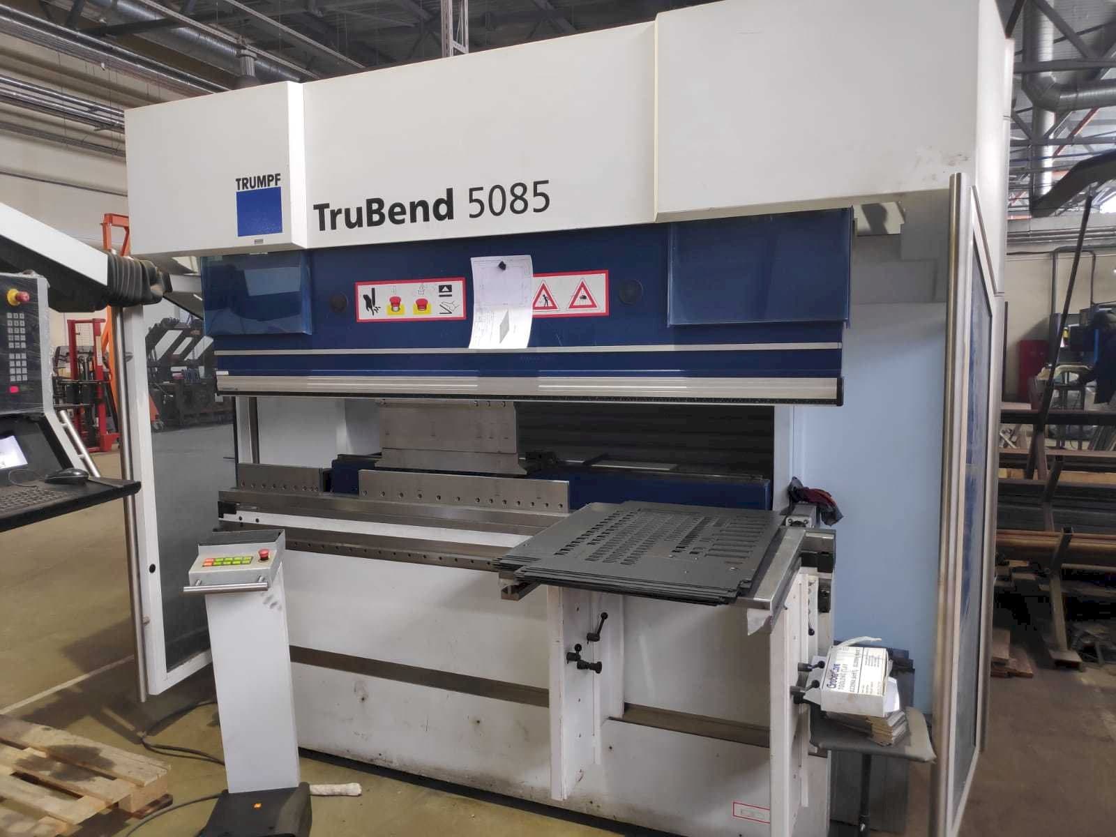 Front view of Trumpf TruBend 5085  machine