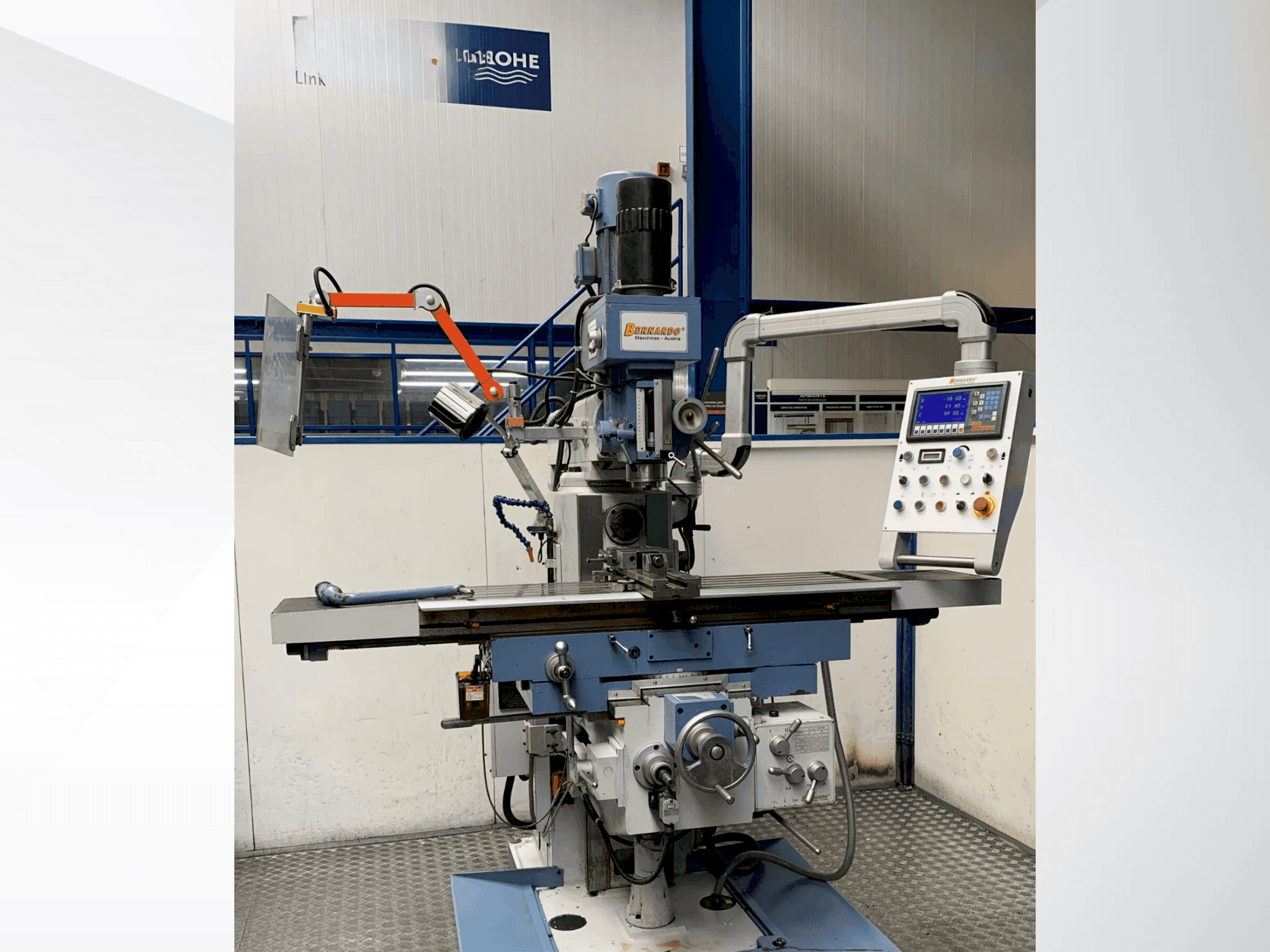 Front view of Bernardo UWF 95 N  machine