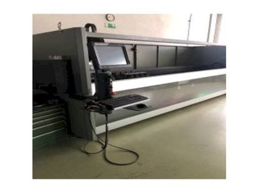 Front view of Emmegi PHANTOMATIC T3 S  machine