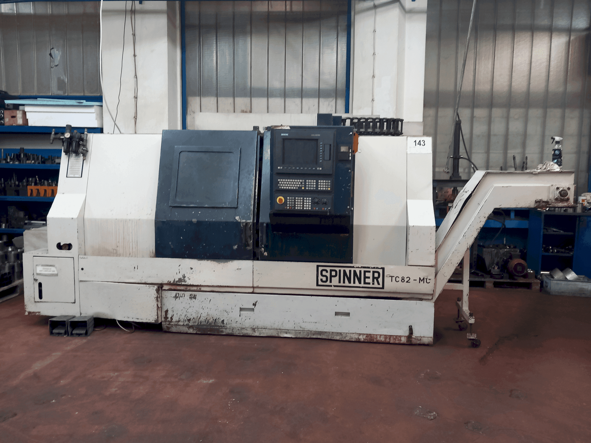 Front view of SPINNER TC 82 -MC machine