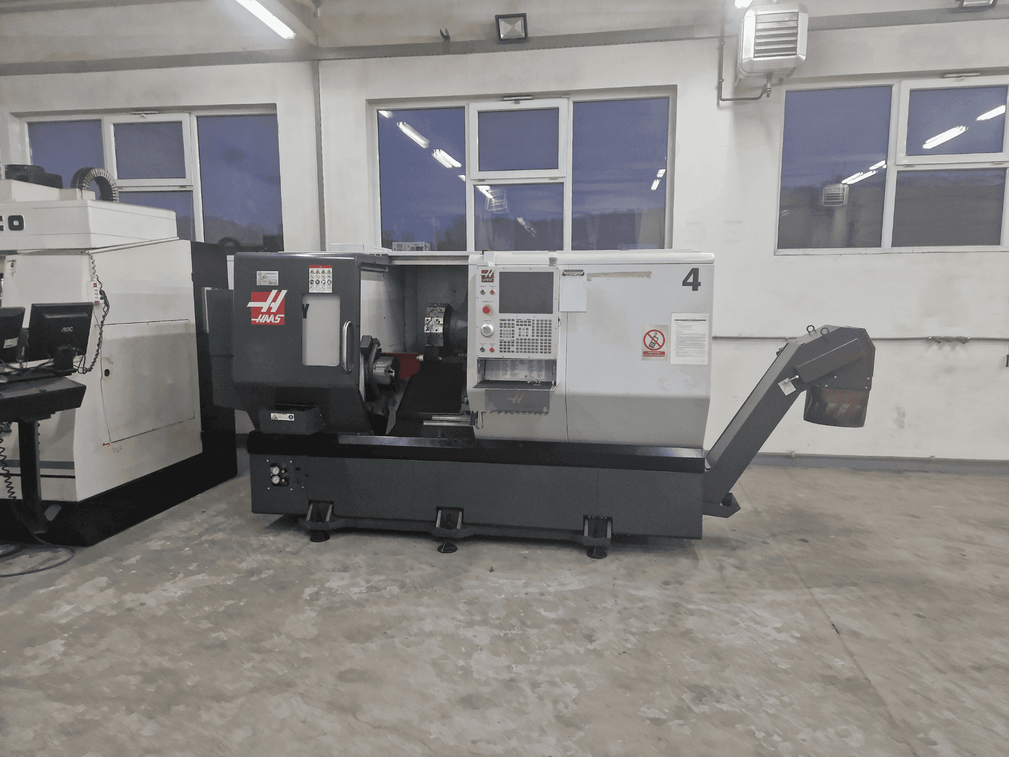 Front view of HAAS ST-30Y machine