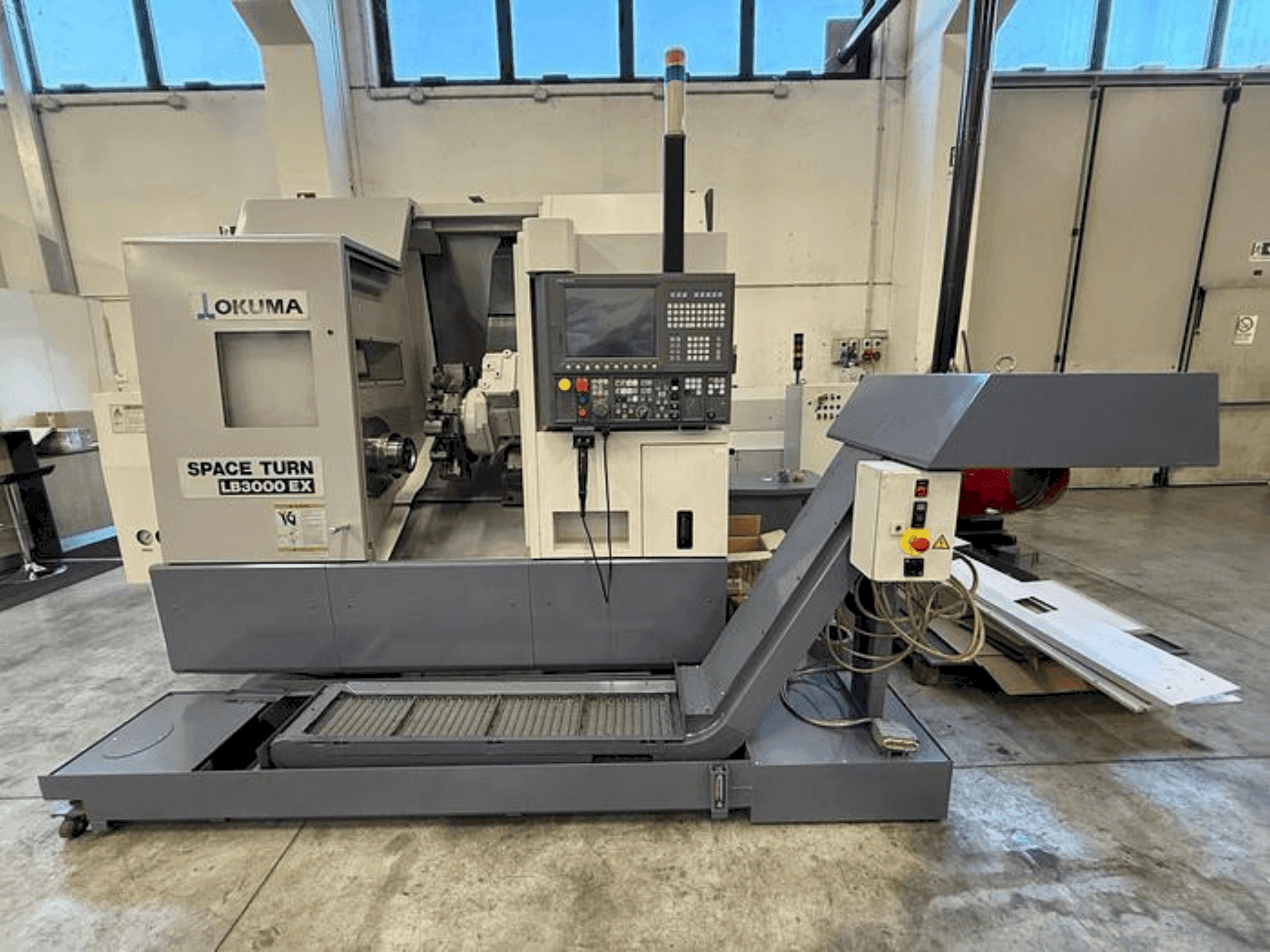 Front view of Okuma LB 3000 EX MYT machine