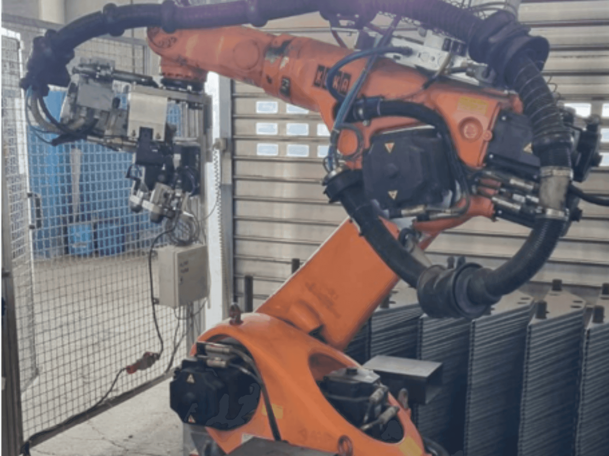Front view of KUKA KR 60-3 machine