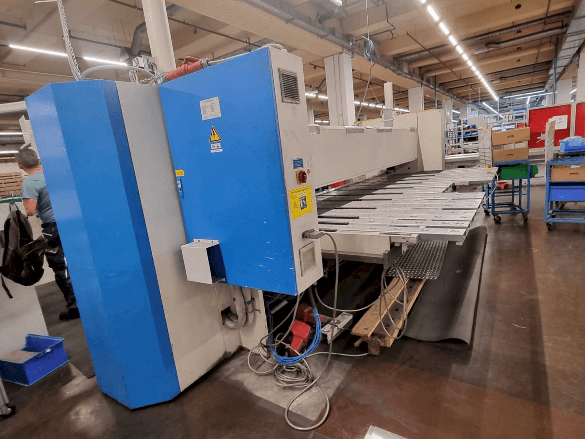 Left side view of SCHRODER-FASTI FP40-40/03 machine