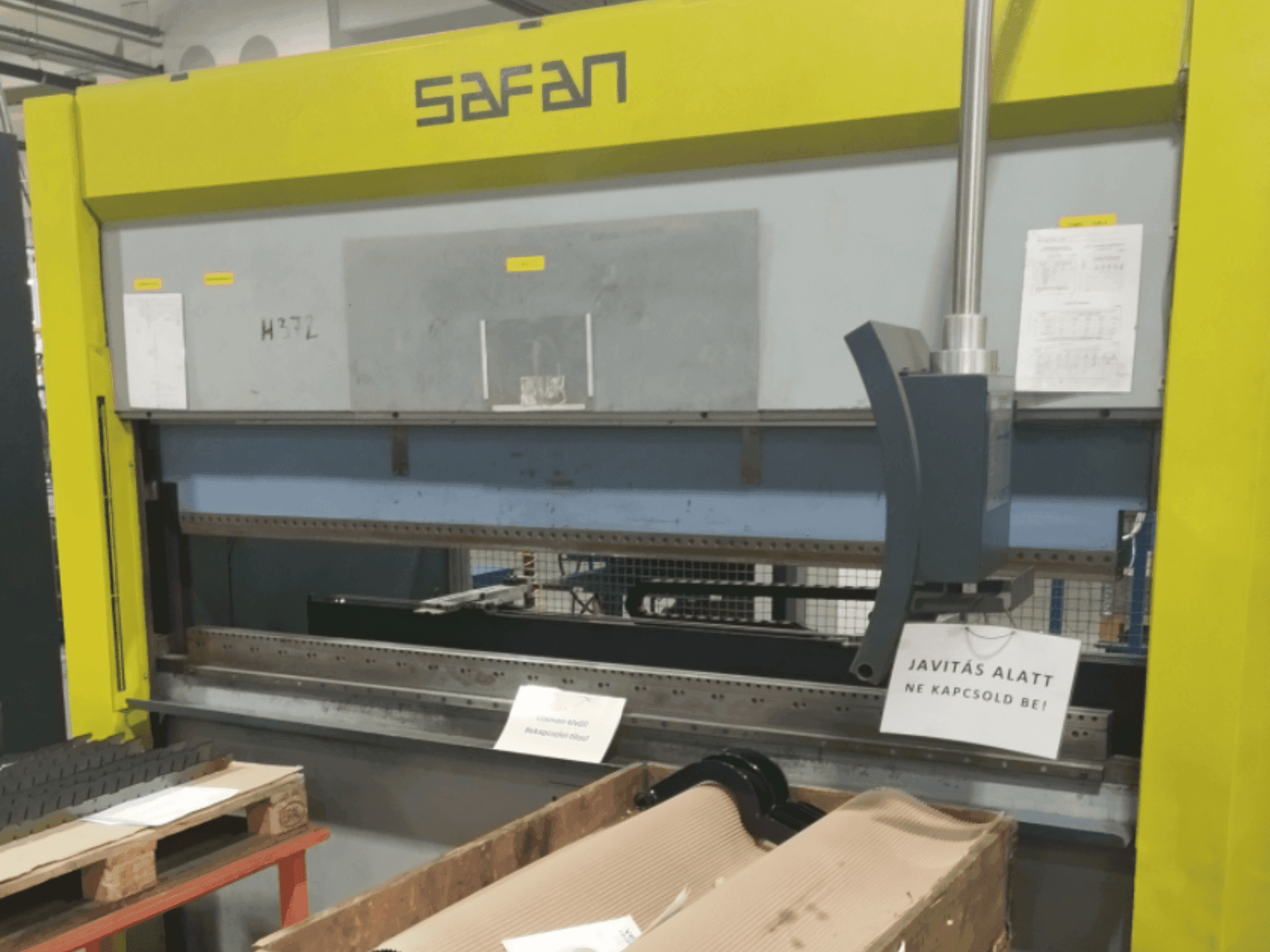 Front view of Safan E-Brake 80-2550 TS 1 machine