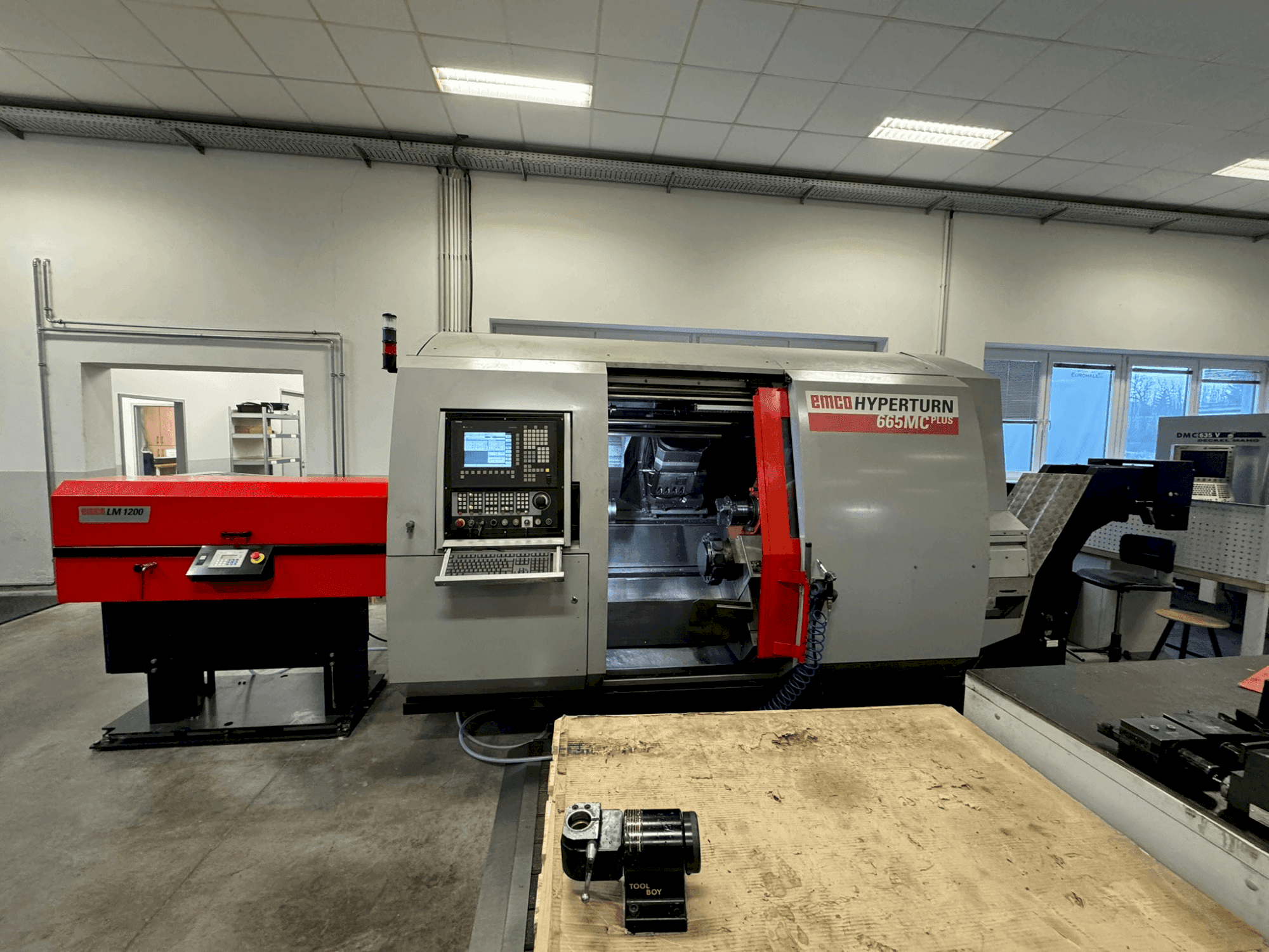 Front view of EMCO Hyperturn 665MC Plus machine