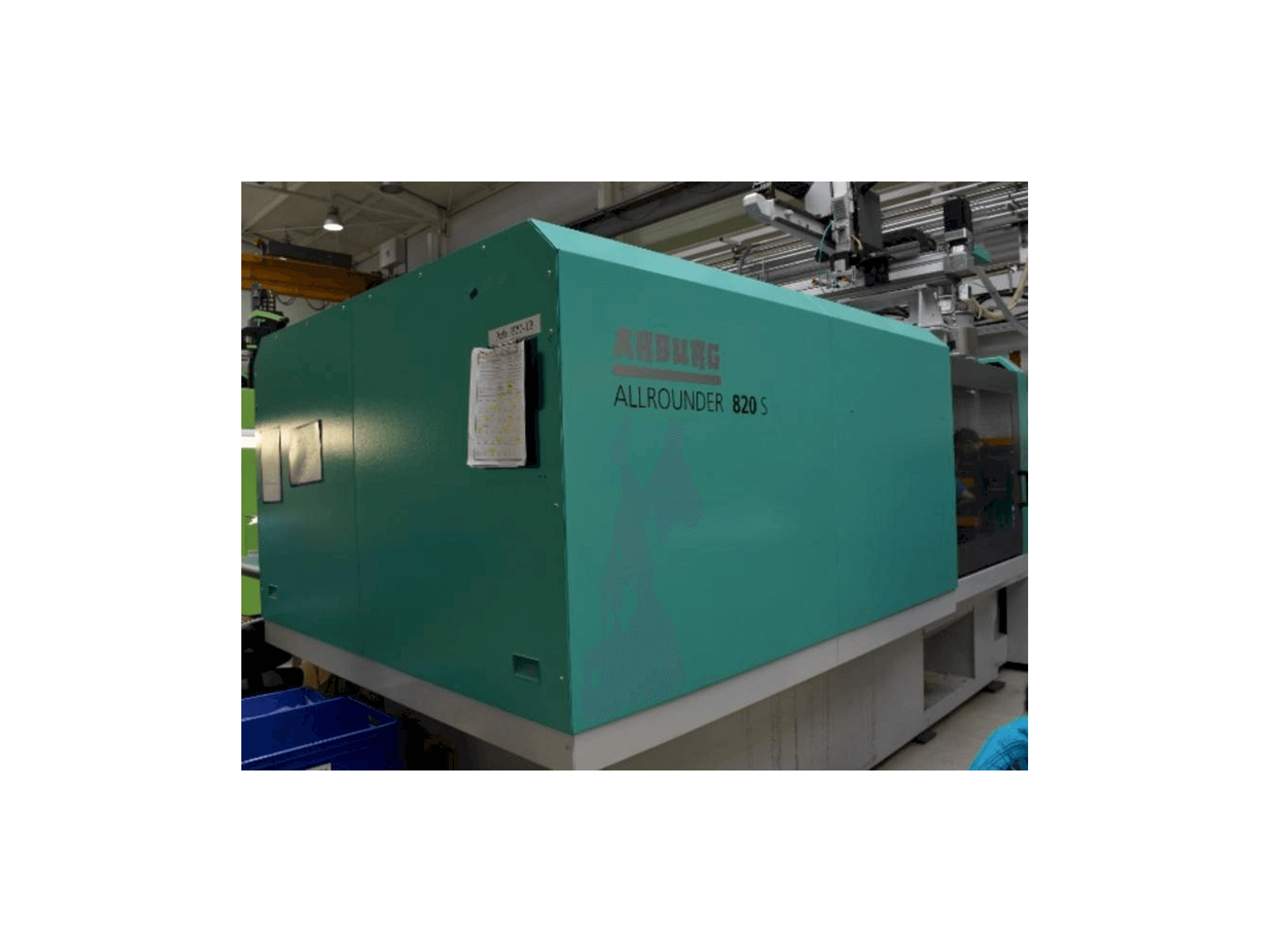 Front view of Arburg Allrounder 820 s 4000 - 800 machine