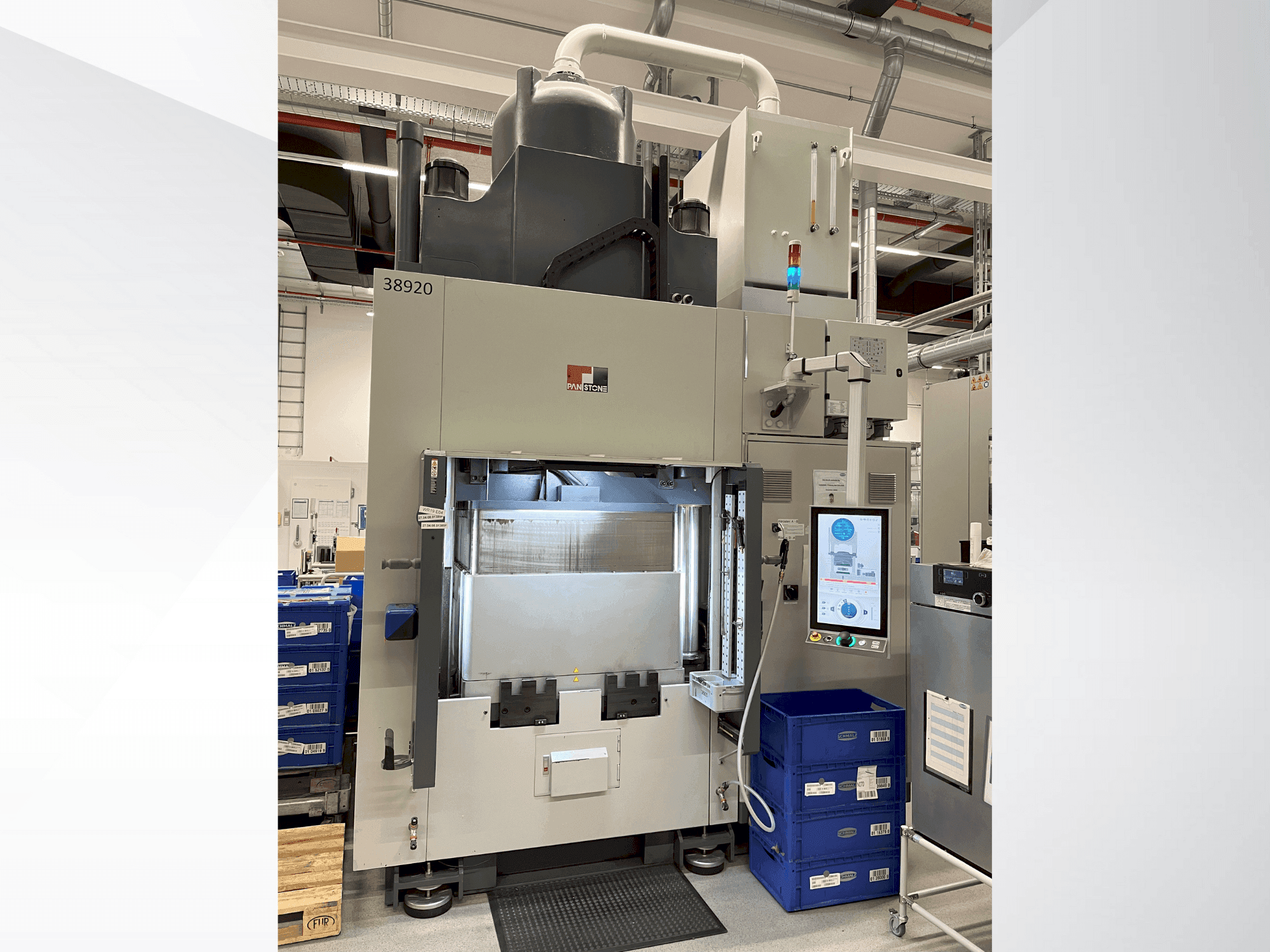 Front view of PAN Stone D-V-500-PCD machine