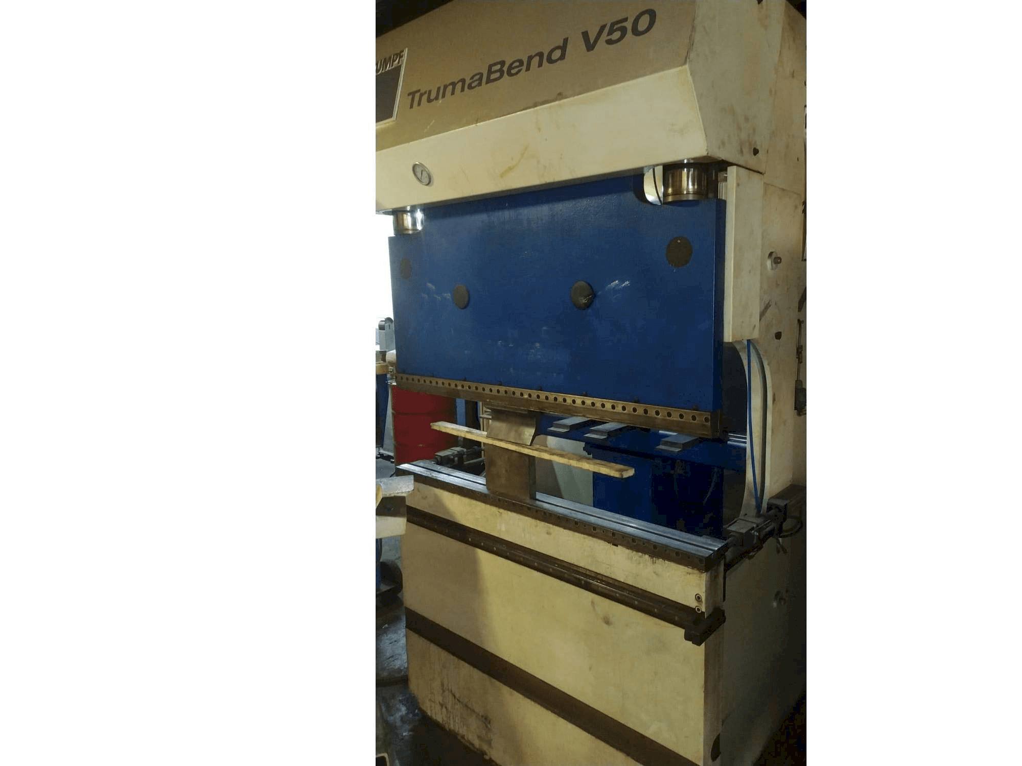 Front view of Trumpf TrumaBend V50 machine