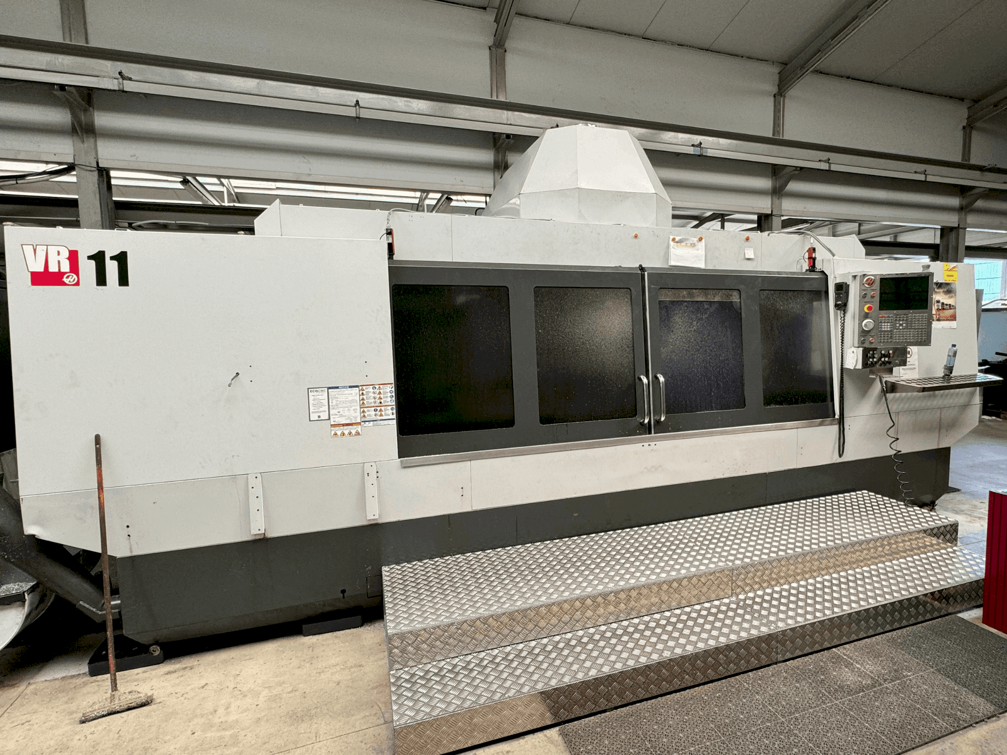 Front view of HAAS VR-11 machine