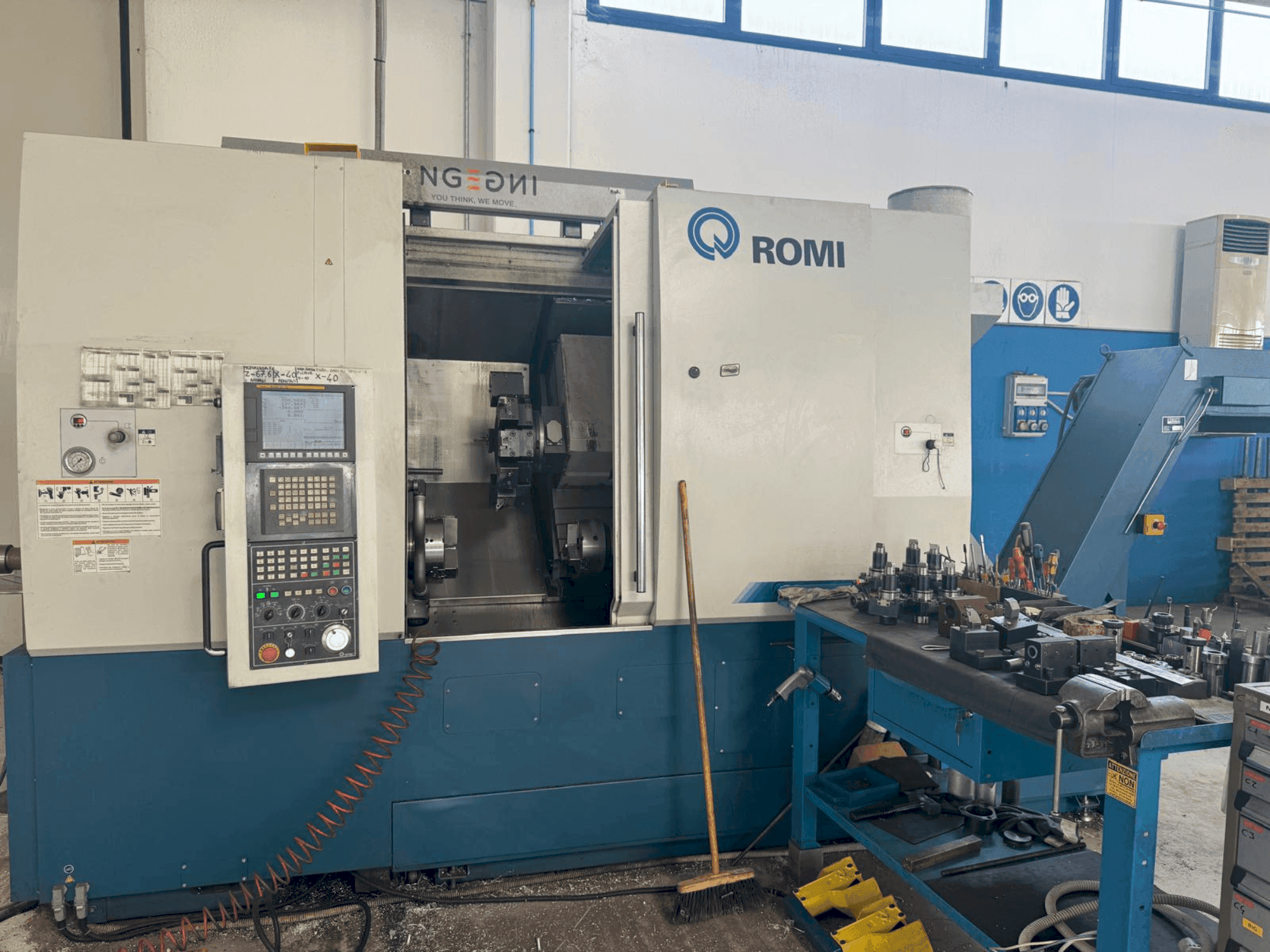 Front view of Romi GL 350B machine